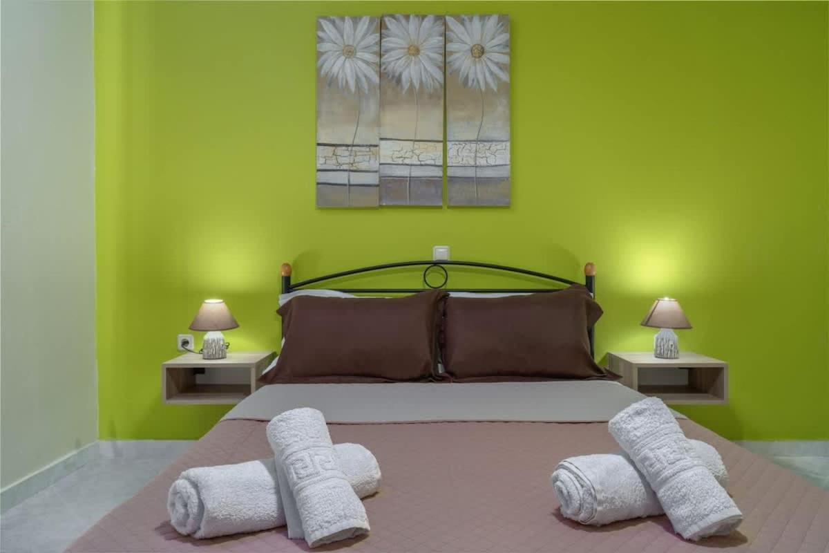 Aqua Haven Seaside Relaxation Poolside Luxury photo 4