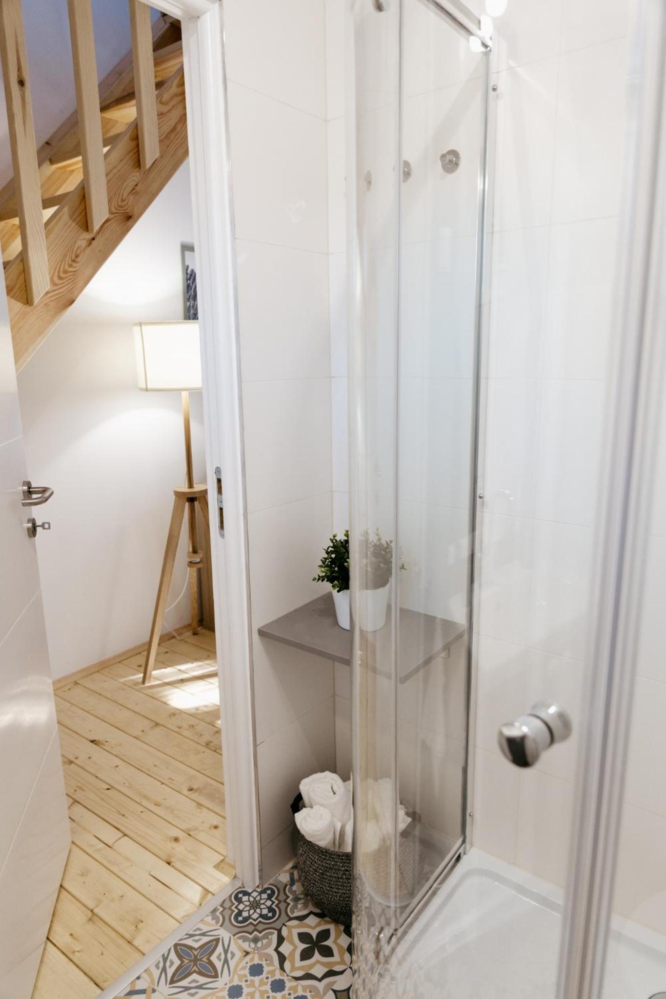 Adeline Apartman