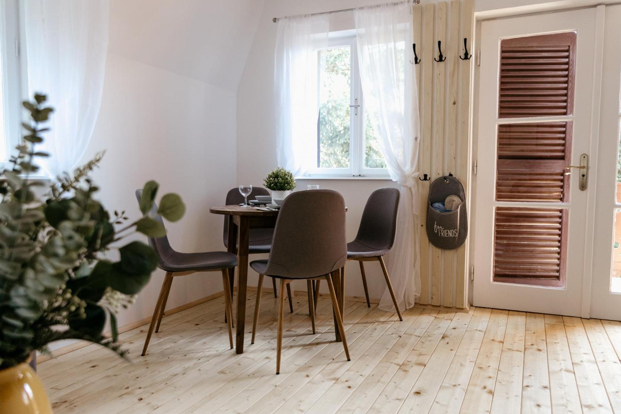 Adeline Apartman