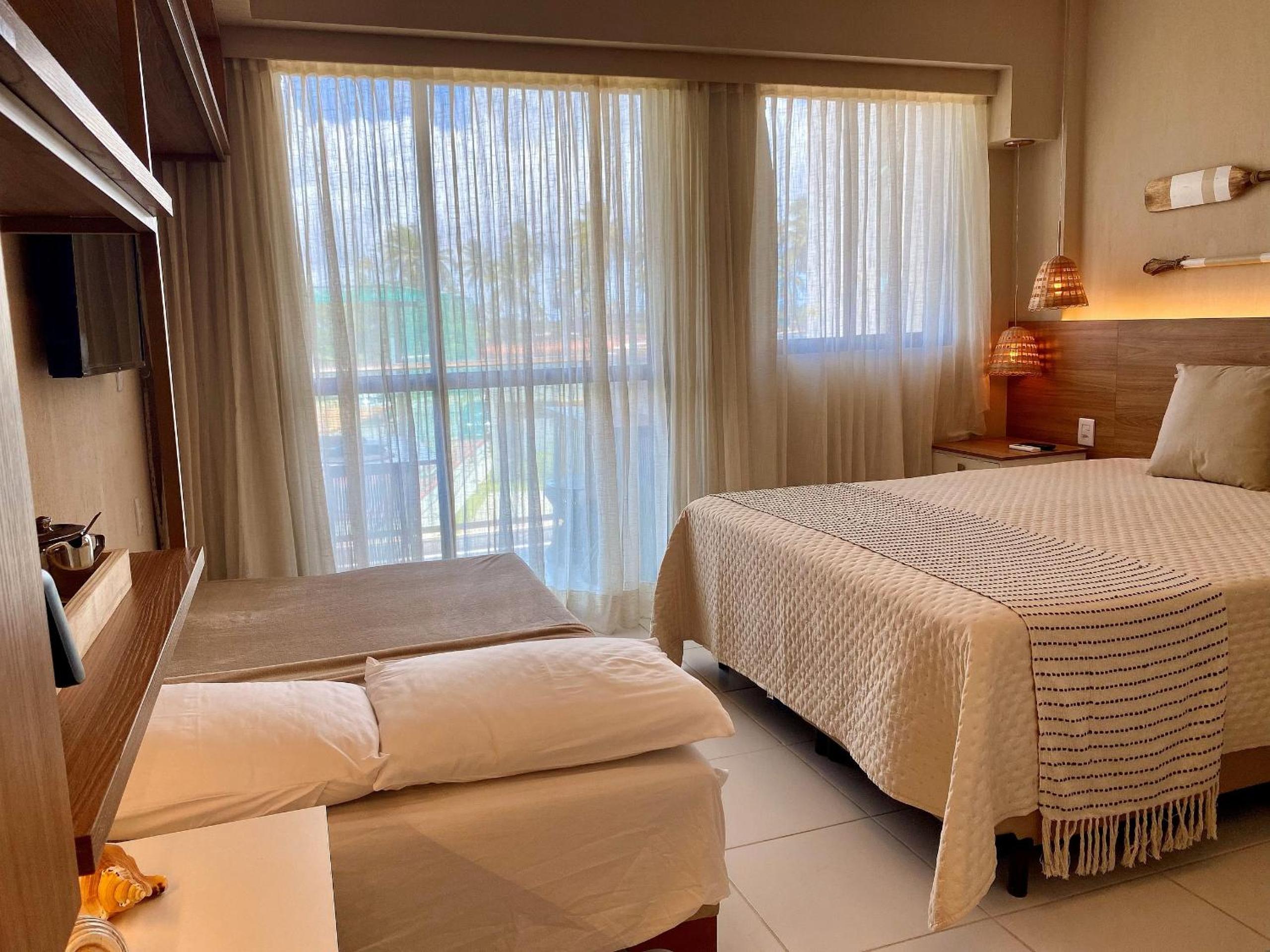 Flat Mana Beach Experience - Muro Alto