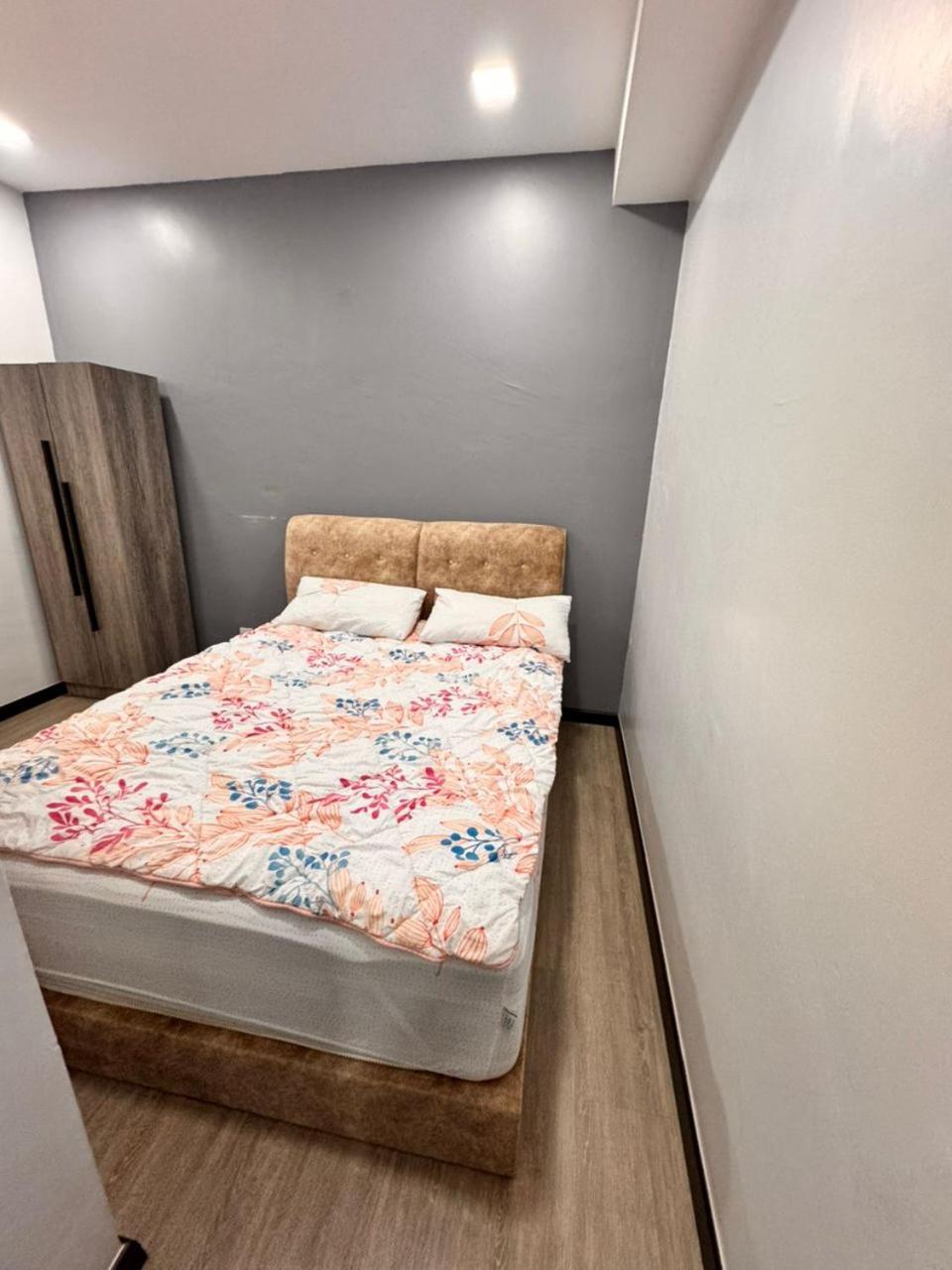 3R2B Corner Balcony High Floor View StayCation Manhattan Metrocity Apartment Kuching Free 1CPark