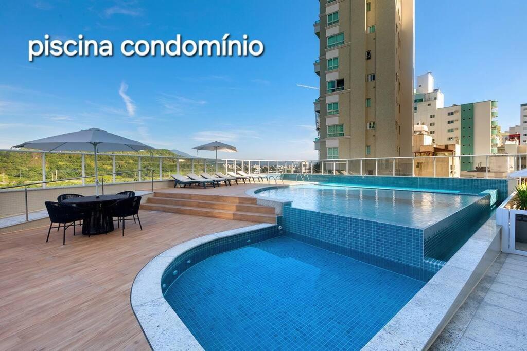 Apto com piscina exclusiva, 4 suítes na Barra Sul Balneário Camboriú
