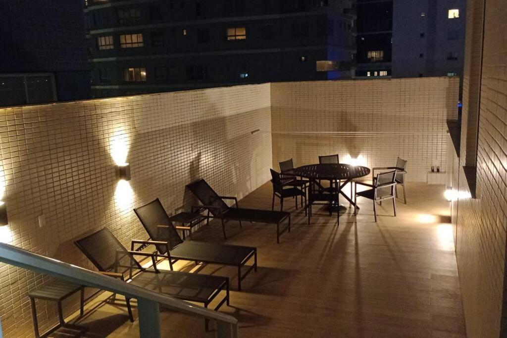 Apto com piscina exclusiva, 4 suítes na Barra Sul Balneário Camboriú