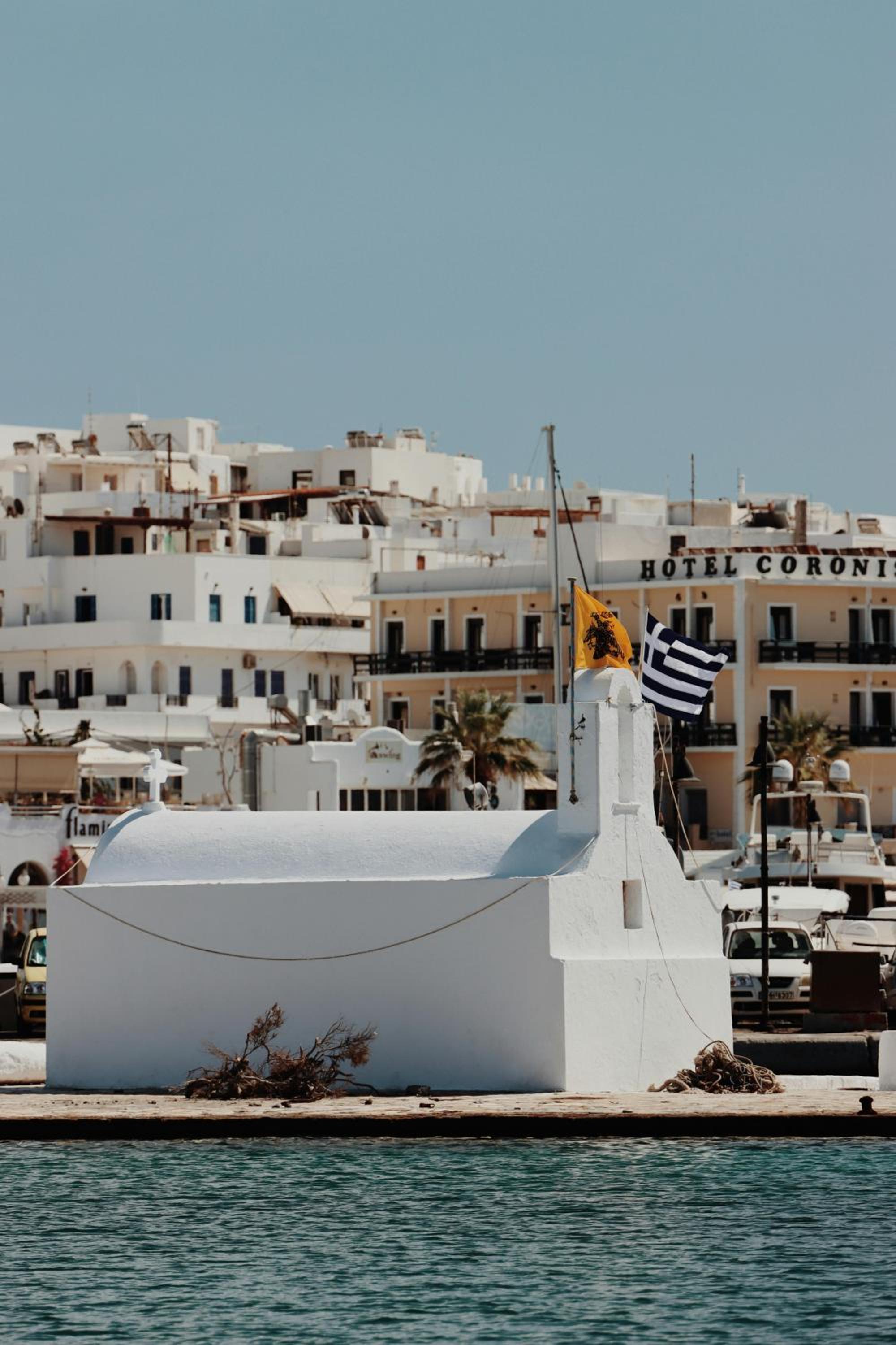 Hotel Evripus Suites - Image 1