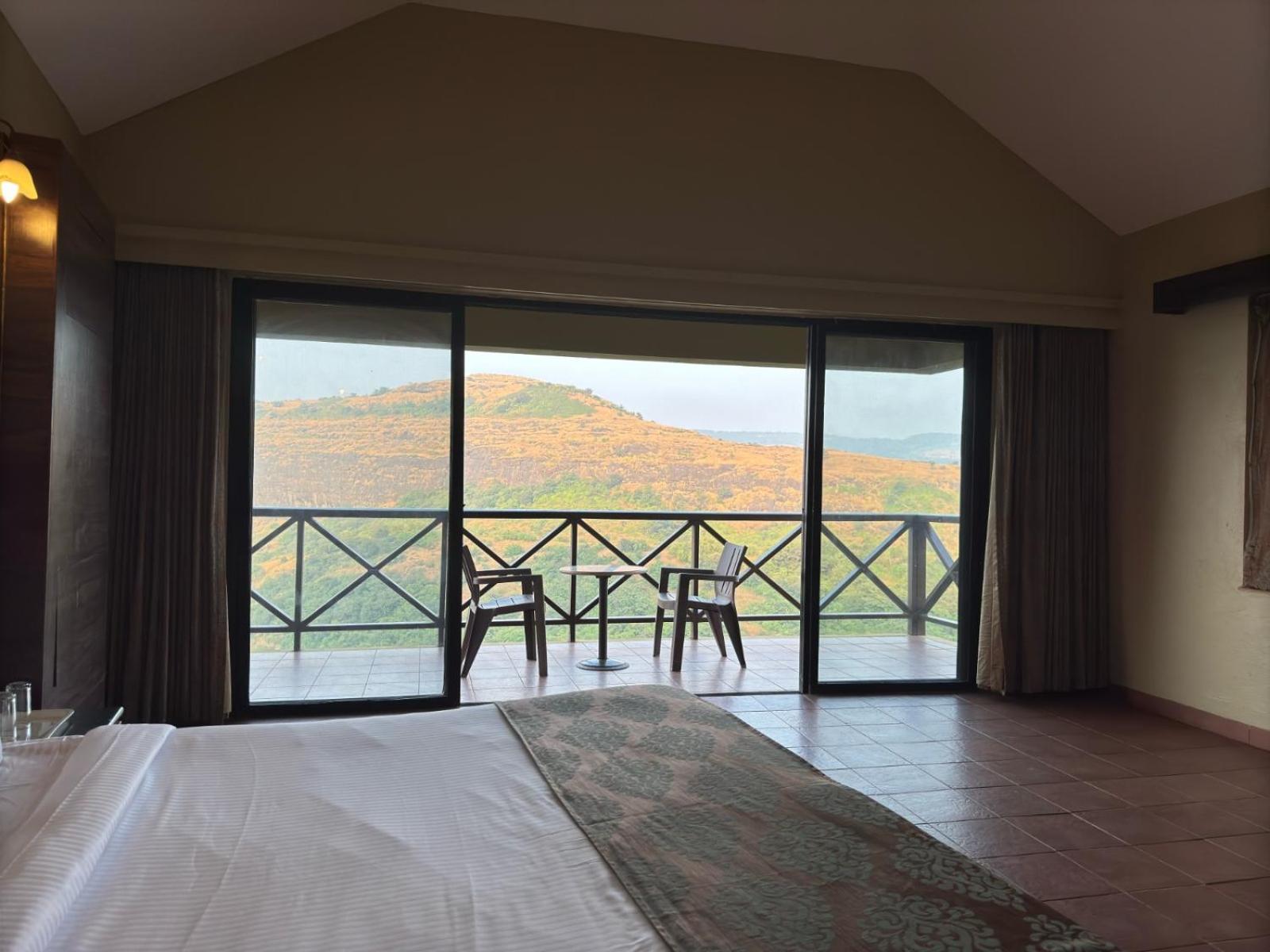 Upper Deck Resort - Highest Peak, Lonavala