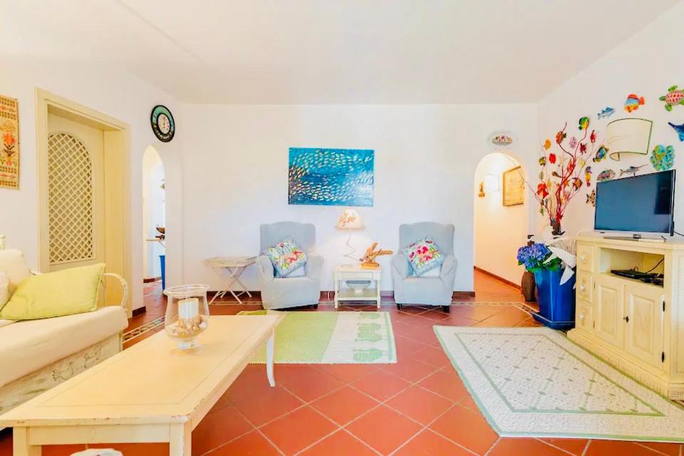 Sunset One CDL - Sea View Apartment on the First Floor with Private Beach