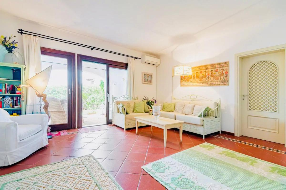 Sunset One CDL - Sea View Apartment on the First Floor with Private Beach