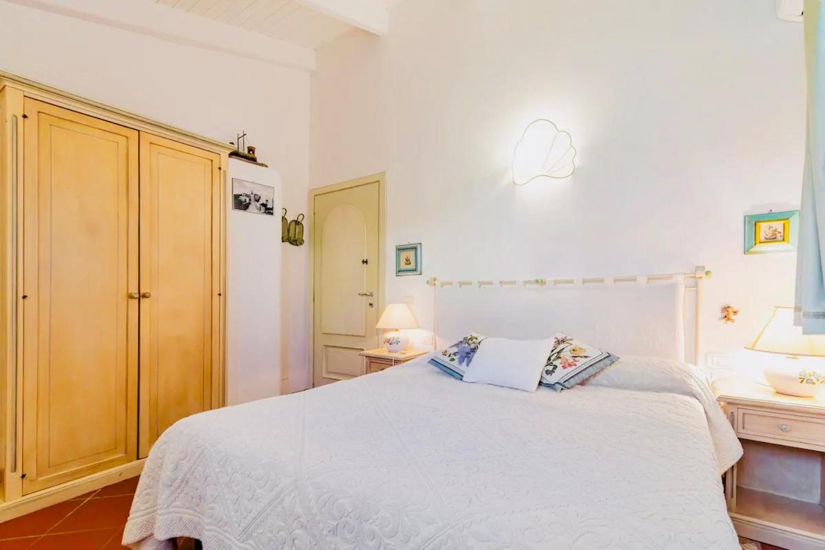 Sunset One CDL - Sea View Apartment on the First Floor with Private Beach