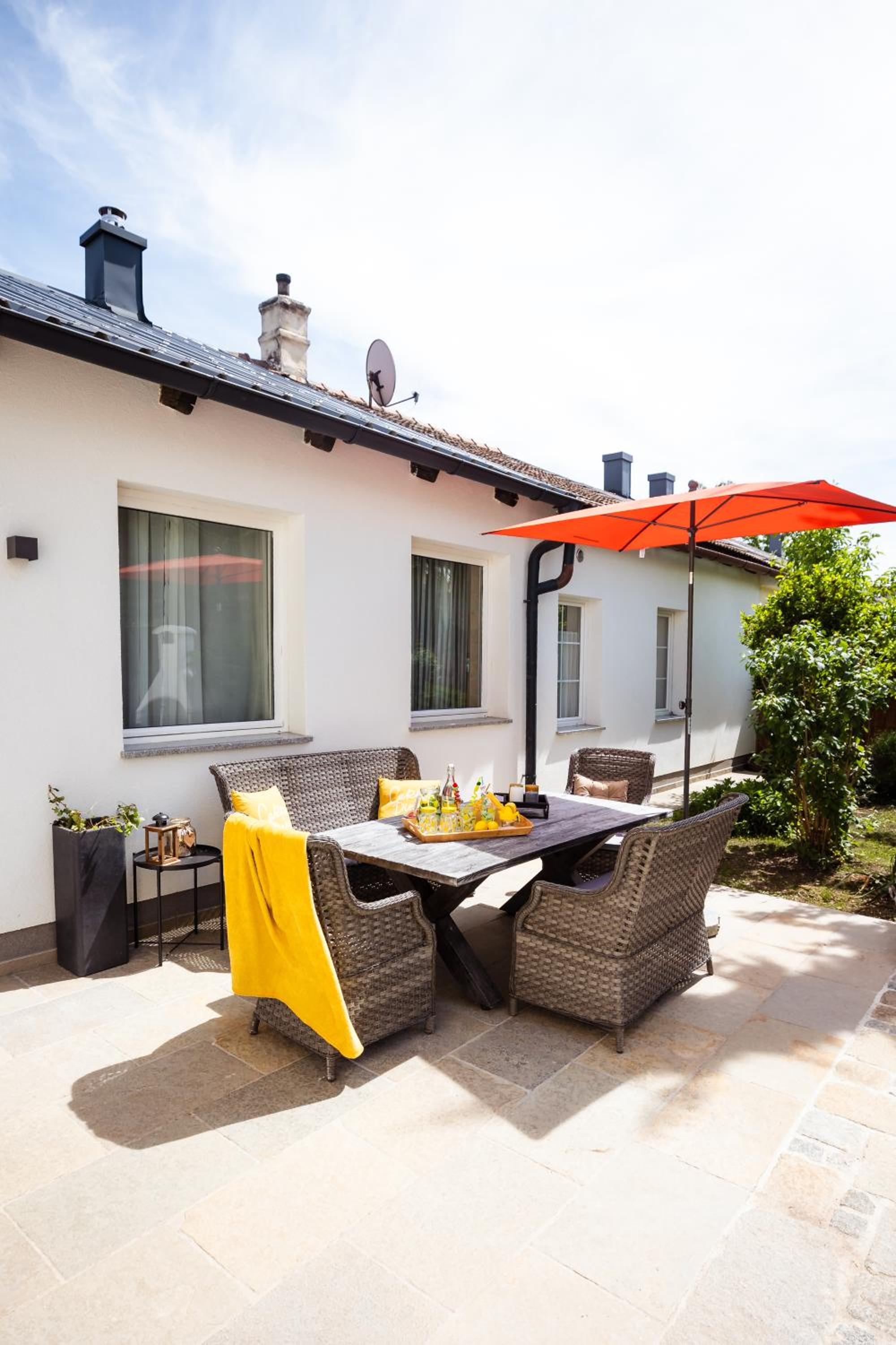 Charmantes Haus -Nähe Parndorf-Neusiedl-Wien-HU-SK