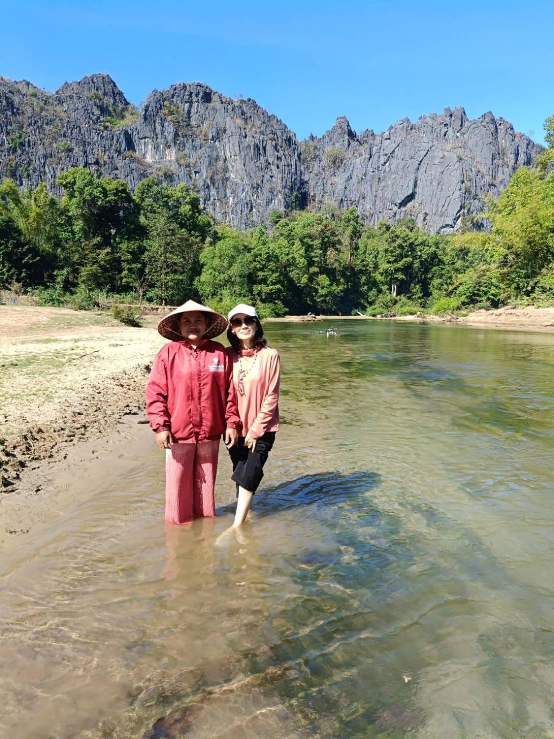 Konglor Cave Resort-Riverside Restaurant