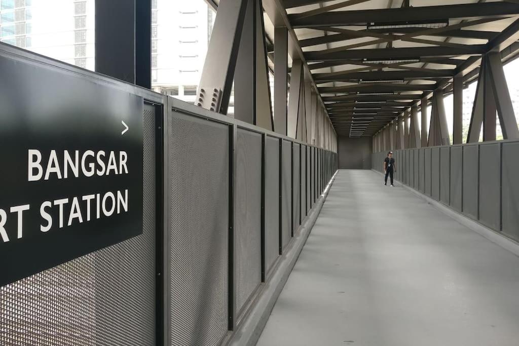 3min Bangsar LRT-1 Station to KL Sentral-SuperView