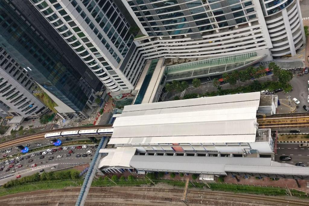 3min Bangsar LRT-1 Station to KL Sentral-SuperView