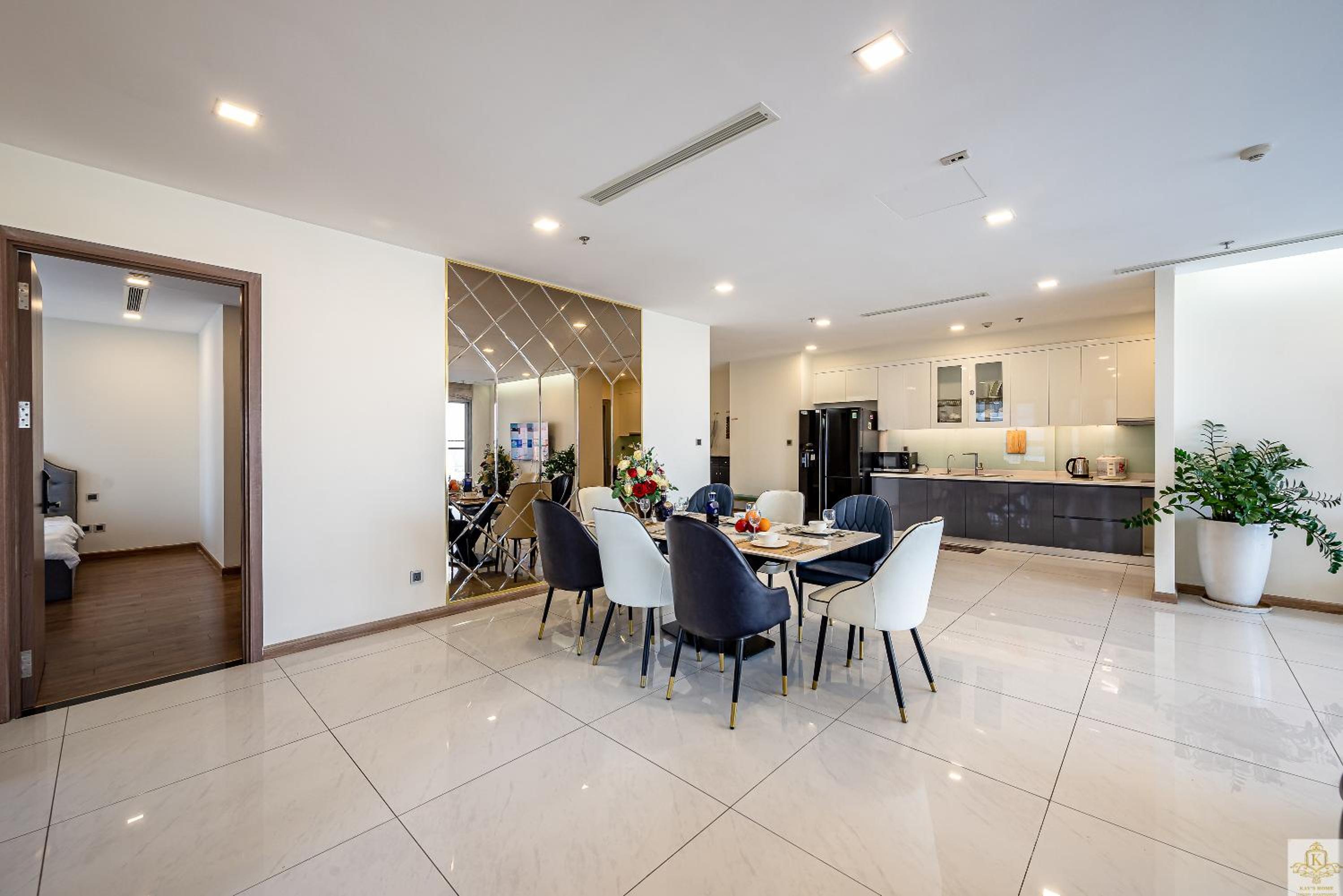 Landmark Plus Residents Suite