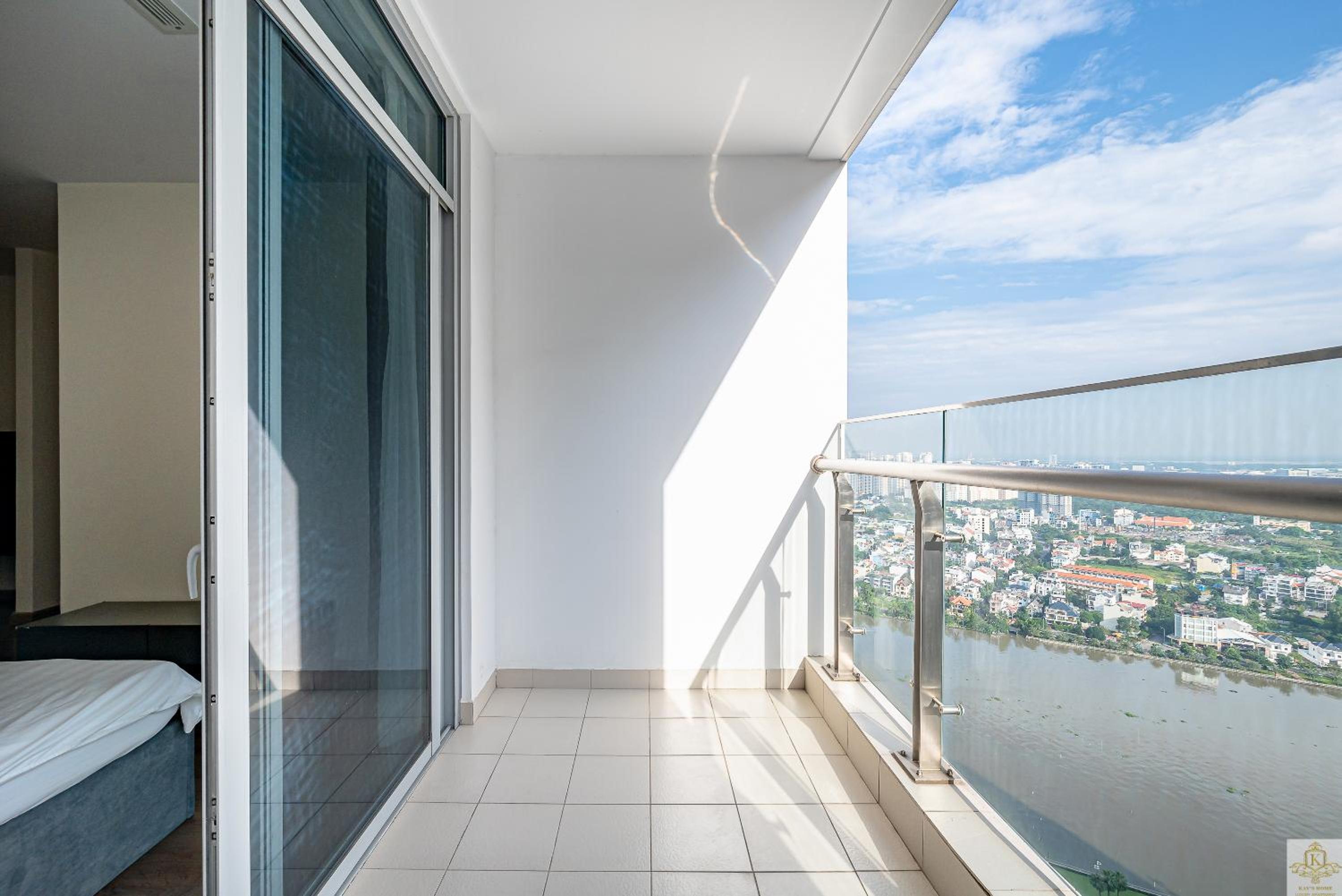 Landmark Plus Residents Suite