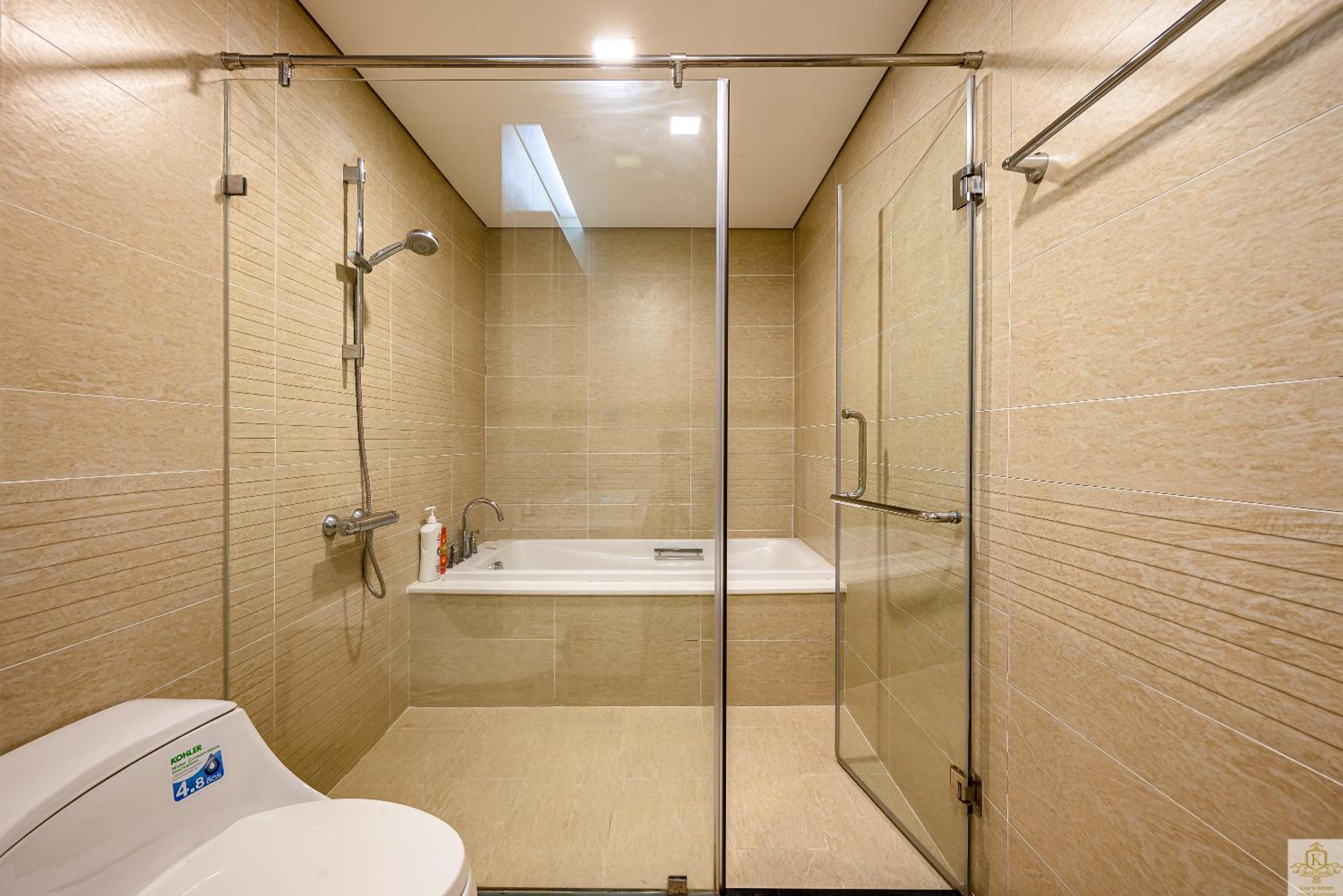 Landmark Plus Residents Suite