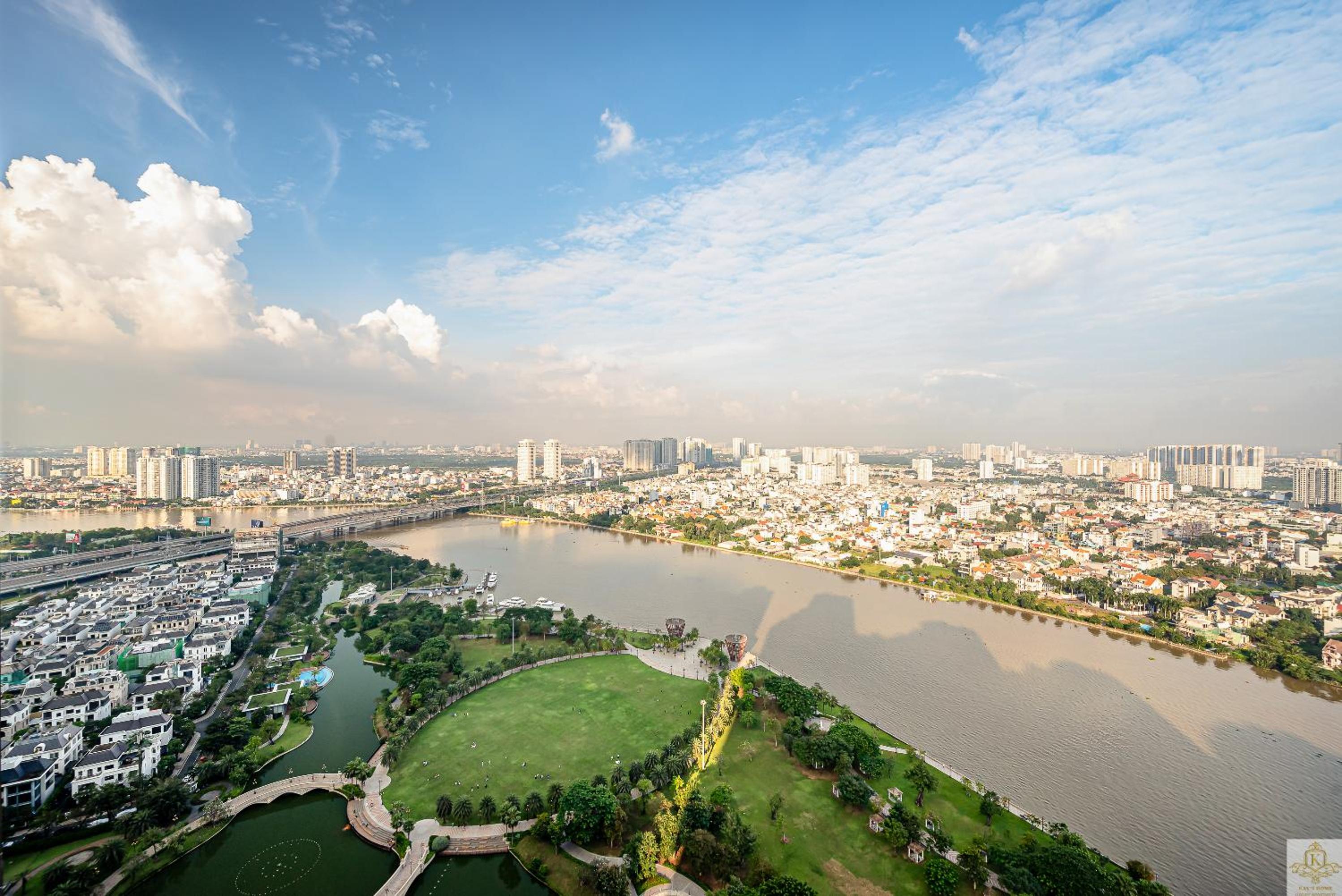 Landmark Plus Residents Suite