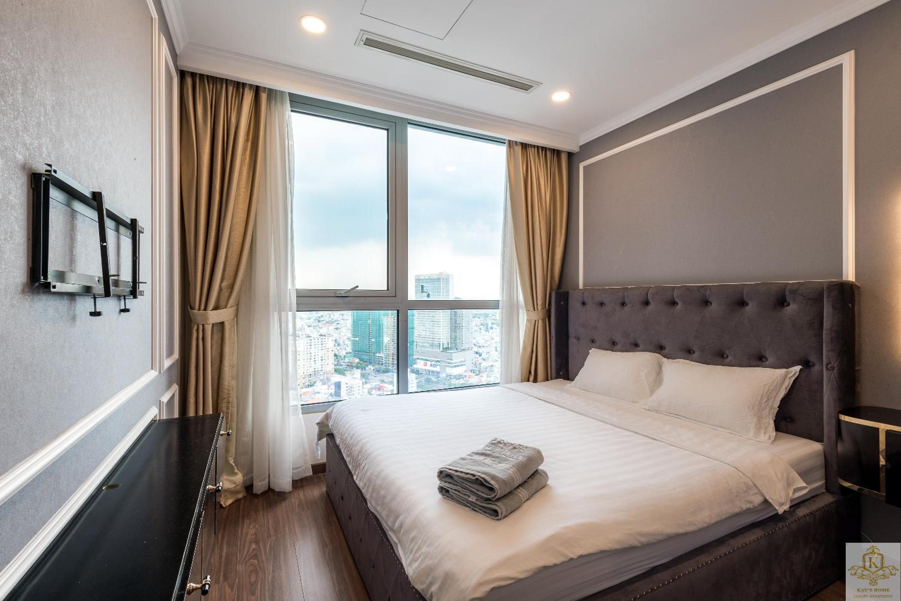 Landmark Plus Residents Suite
