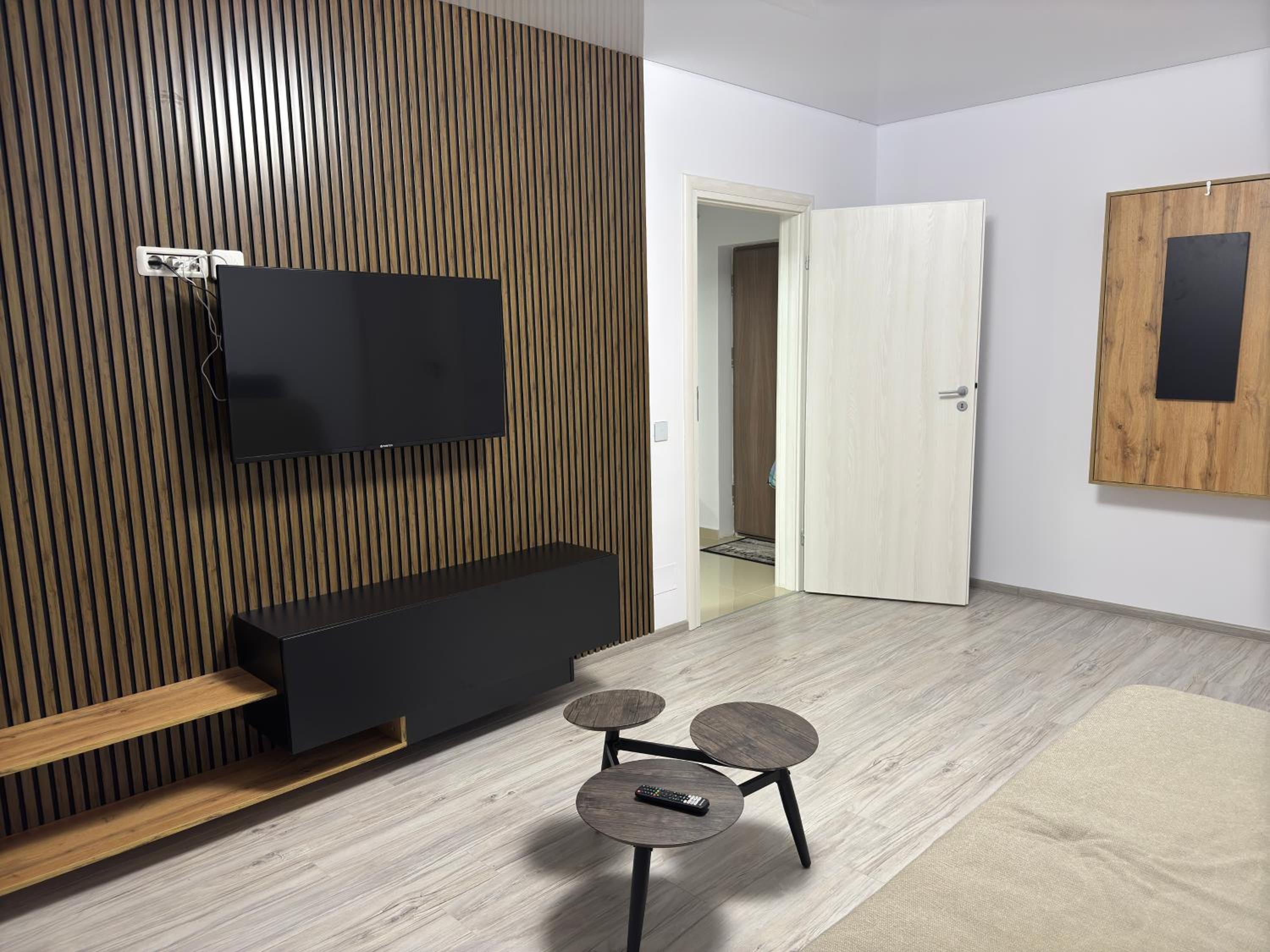 Fundeni Studio Modern