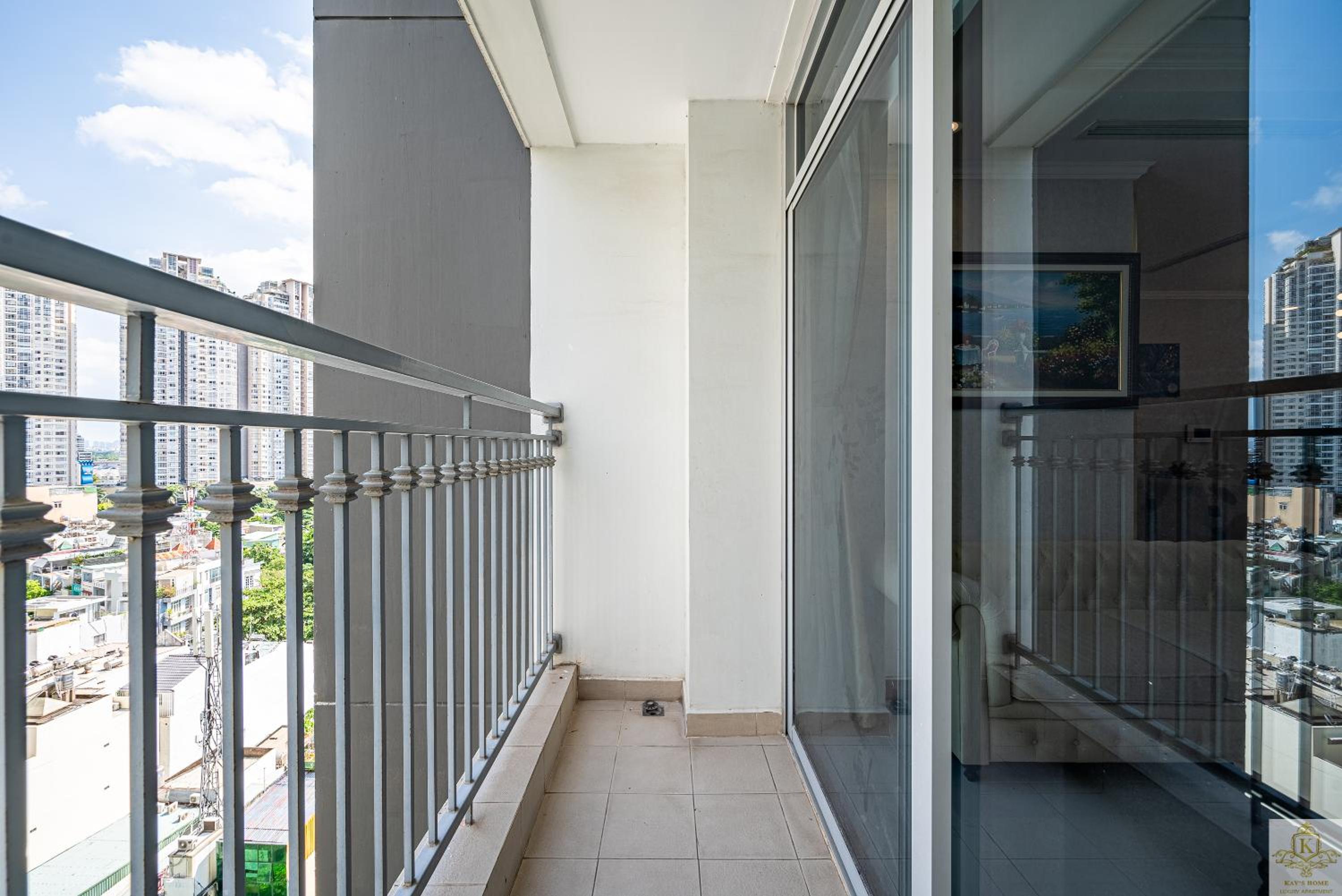 Landmark Plus Residents Suite