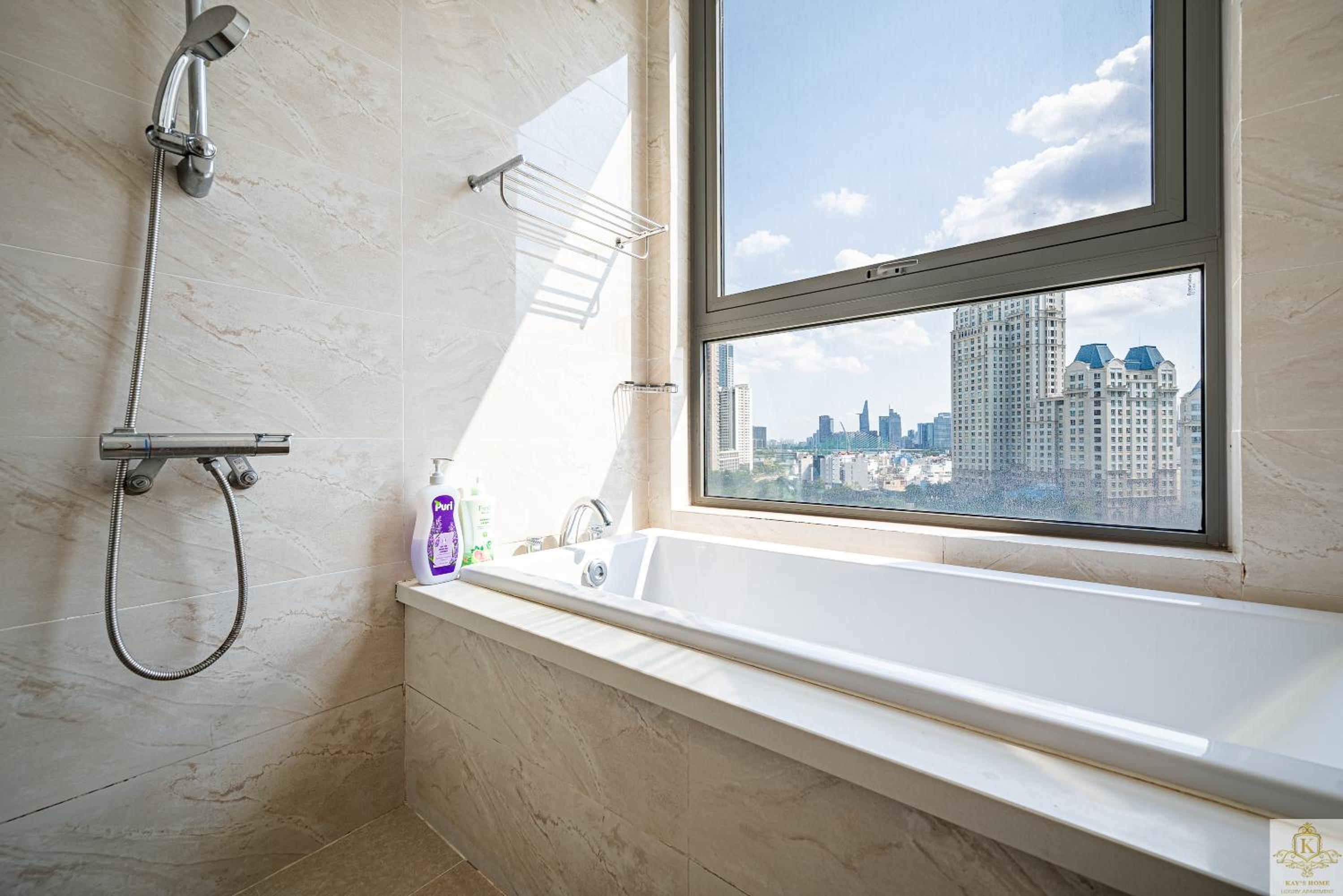 Landmark Plus Residents Suite
