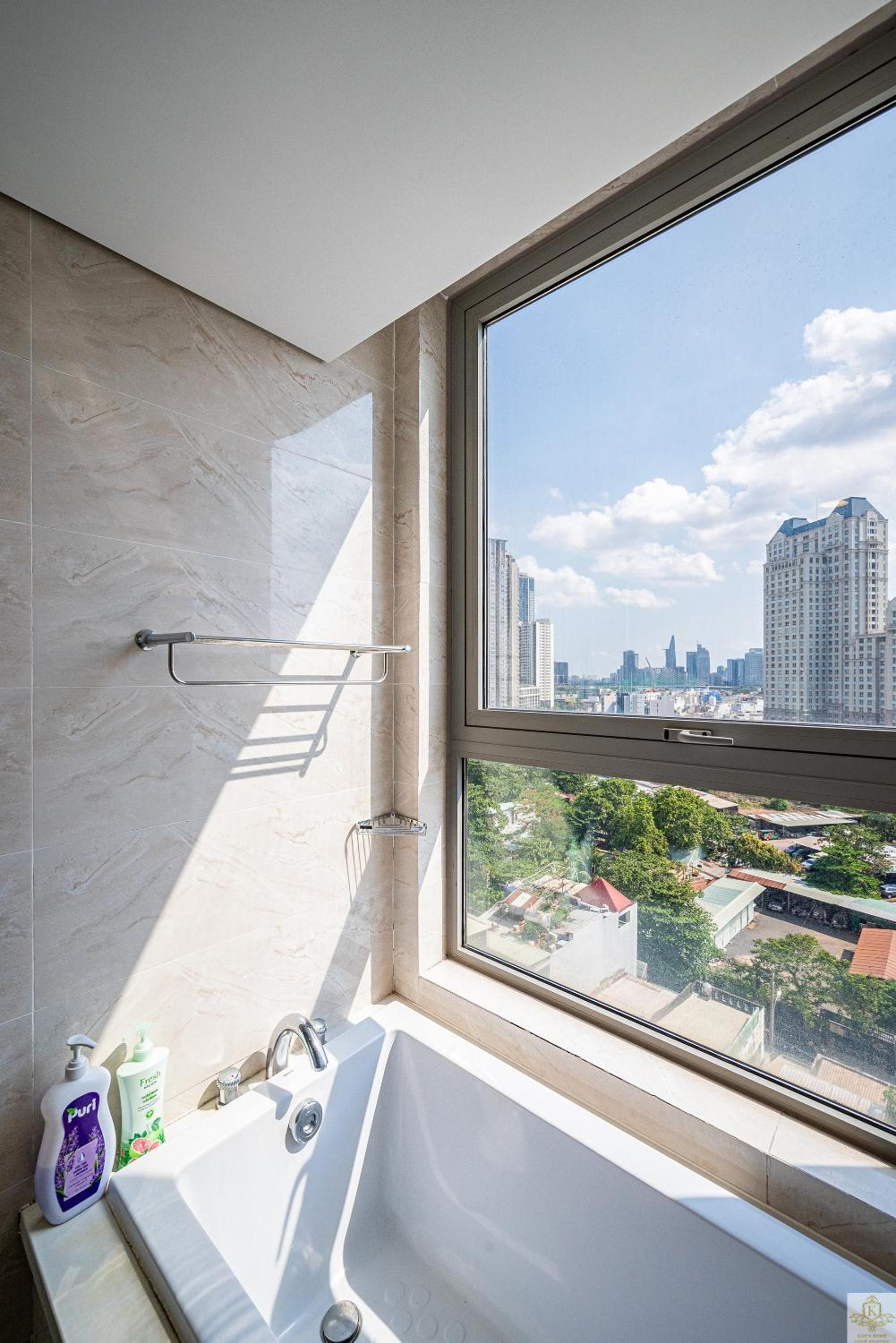 Landmark Plus Residents Suite