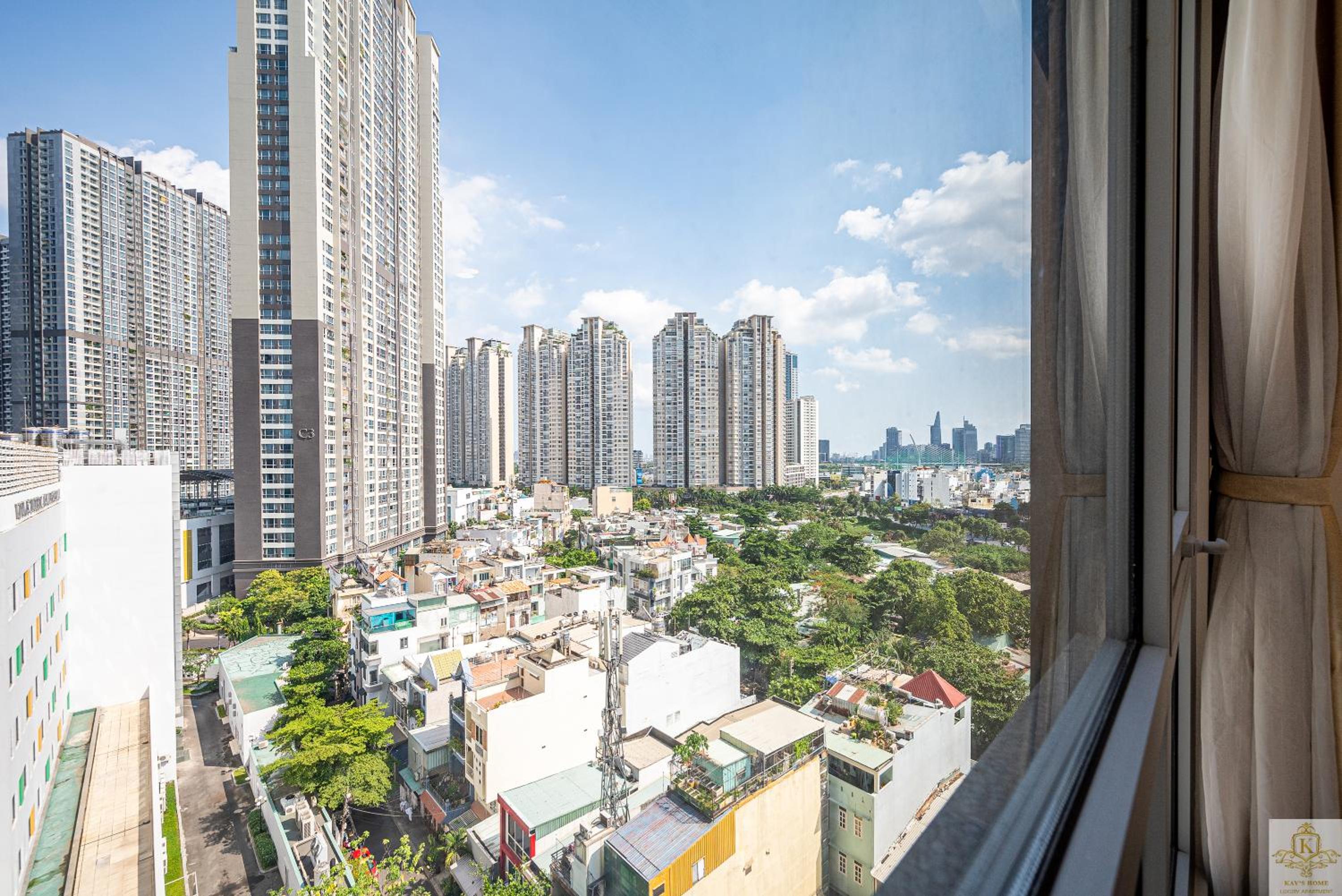 Landmark Plus Residents Suite