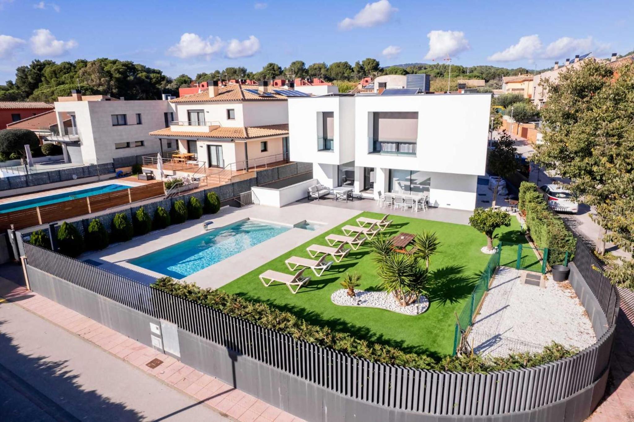 Costa Brava Suites