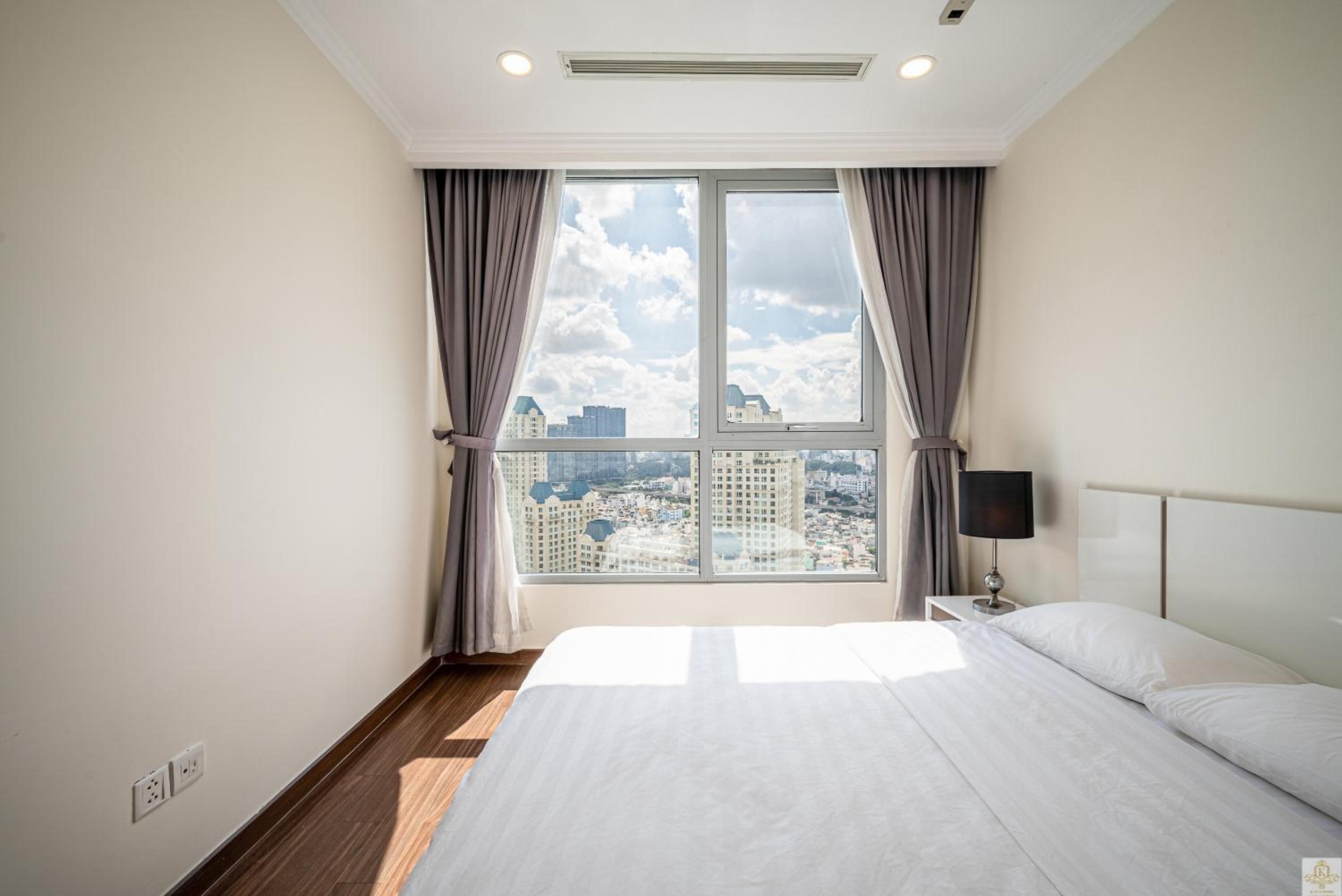 Landmark Plus Residents Suite