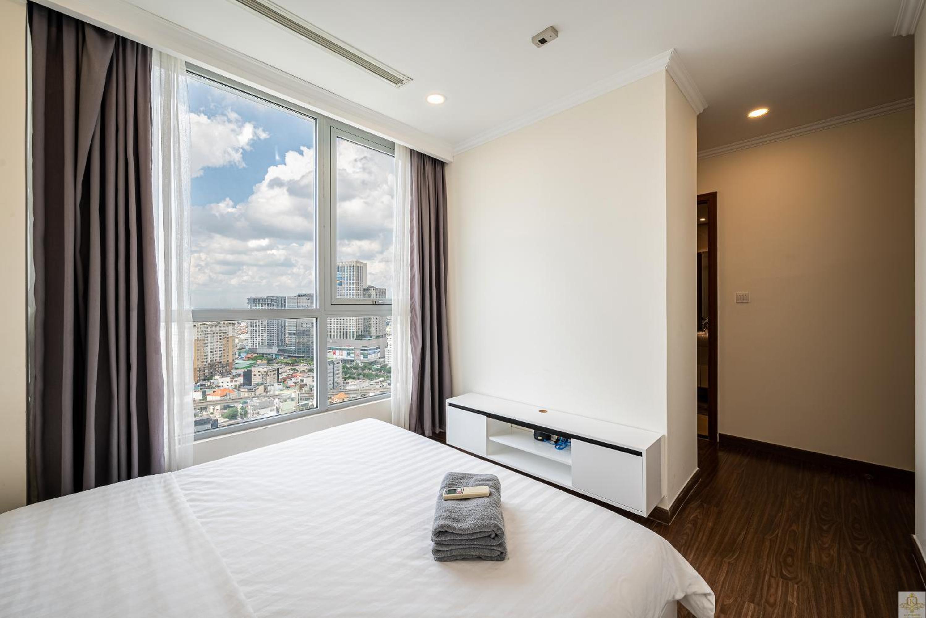 Landmark Plus Residents Suite