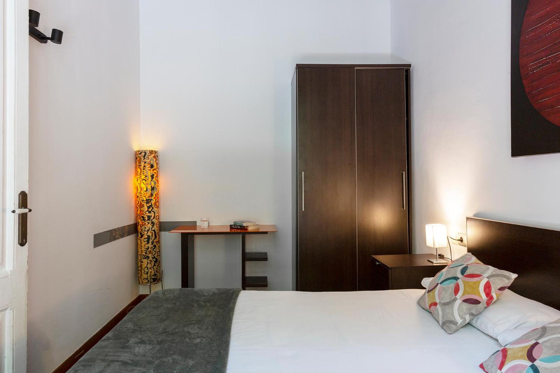 AB Casanova Apartment photo 4