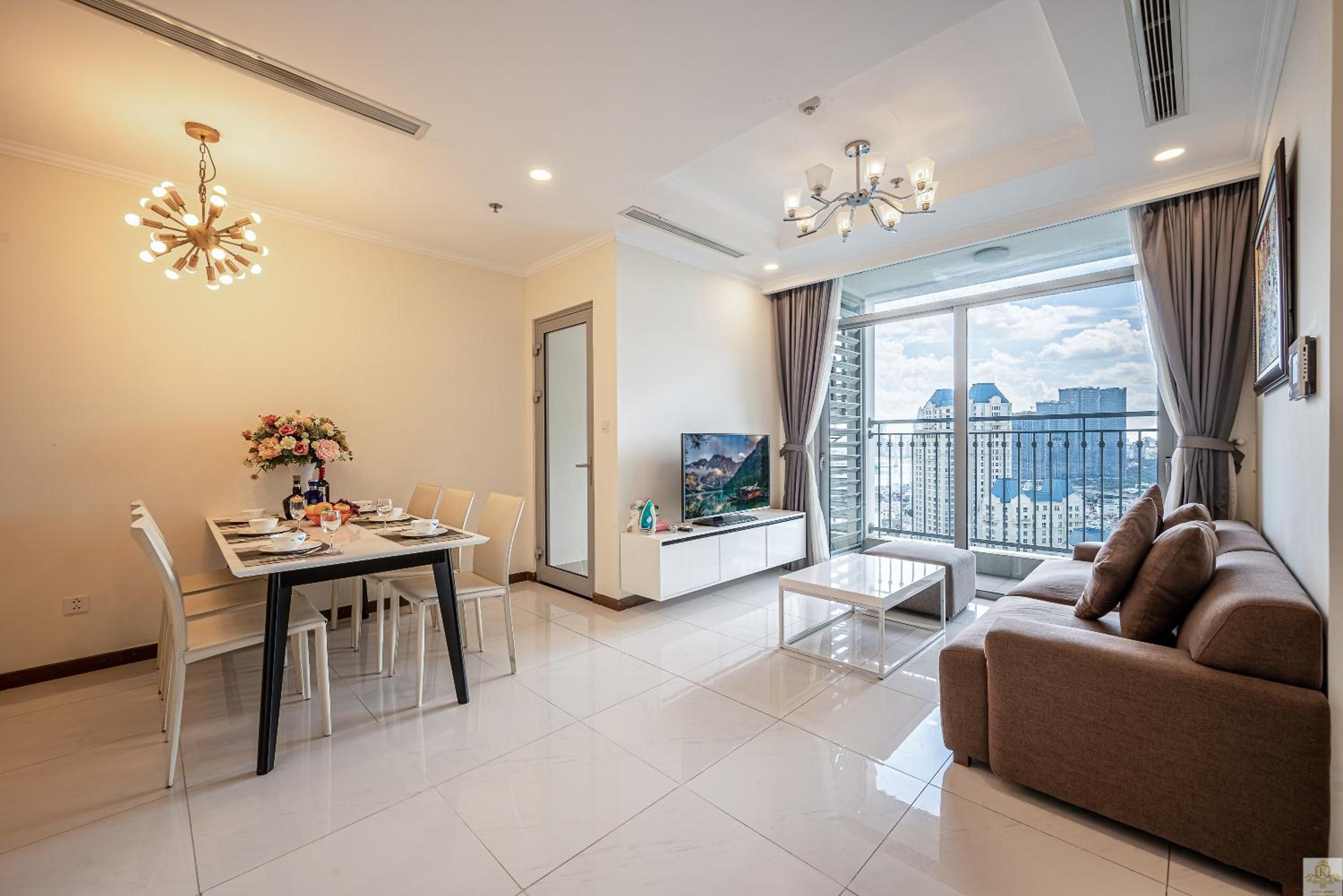 Landmark Plus Residents Suite