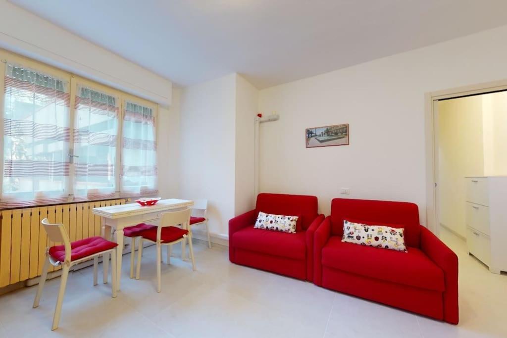 LucevanLeStelle - Full Comfort Quiet Apartment by the Promenade view 2