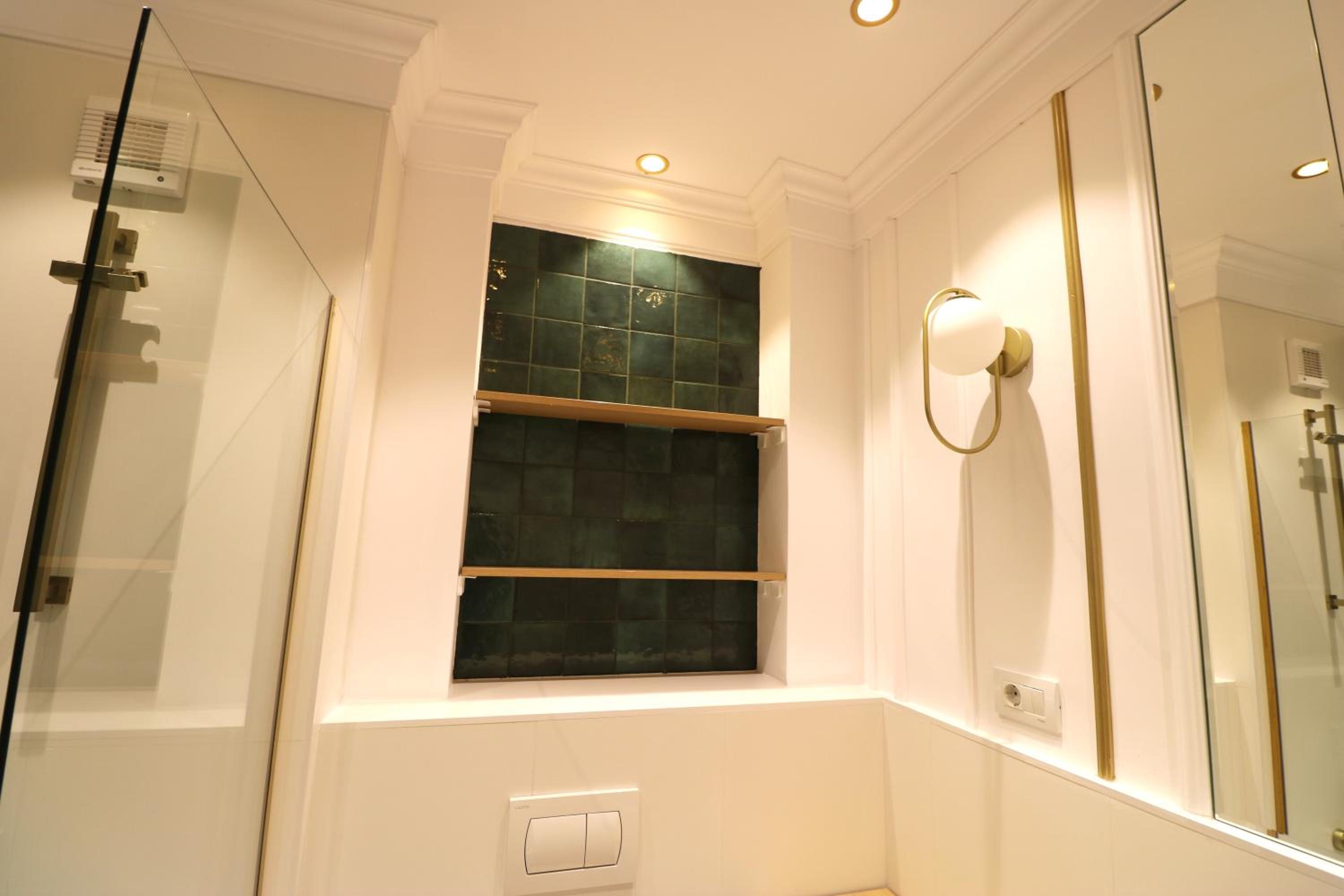 Deluxe Premium Studio Old Town - Free Minibar