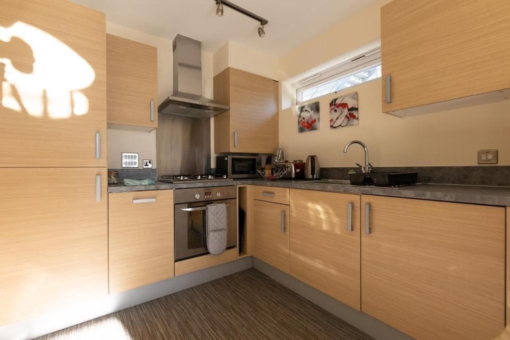 BLUE WATERS 8 by BOURNECOAST - A Stylish Flat with Balconies Near the Sandy Beaches - FM9632 view 2