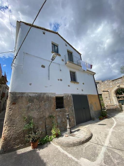 Sognare nel borgo view 2