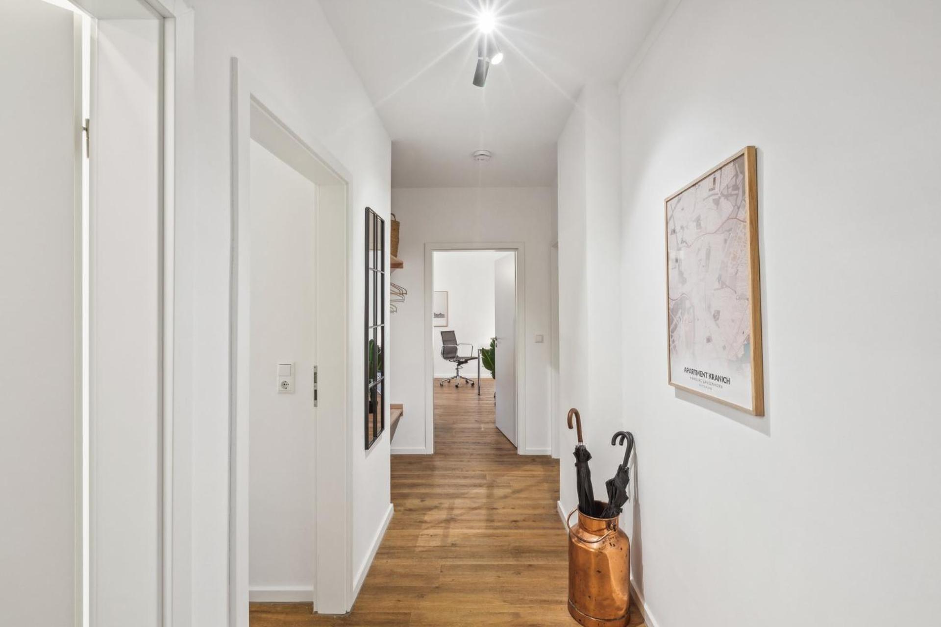 Apartment Kranich mit 3 Zimmern, top Infrastrukturlage HH Langenhorn, nähe Airport, Boxspringbetten und Arbeitsplätzen mit Glasfaser WLAN