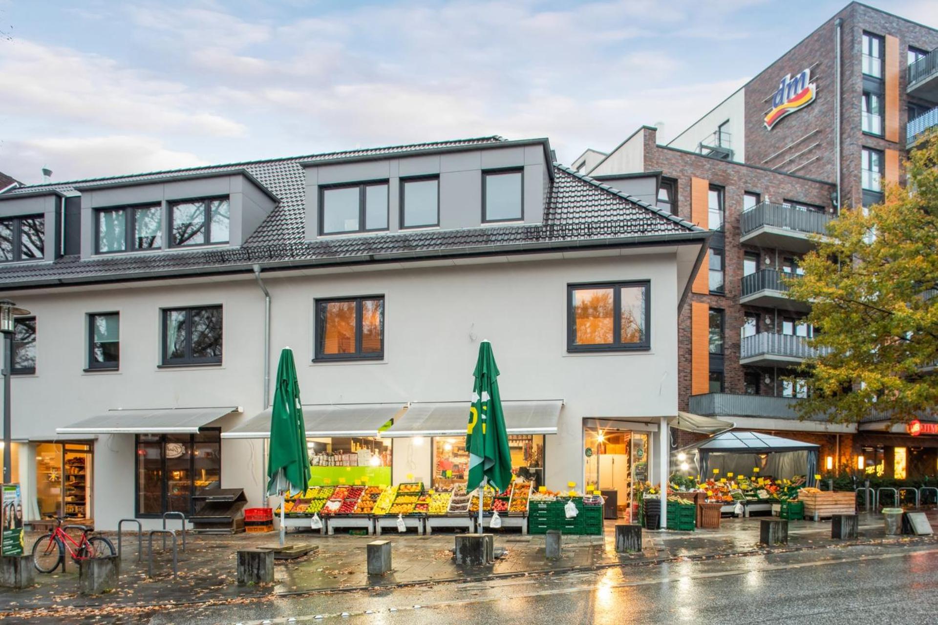 Apartment Kranich mit 3 Zimmern, top Infrastrukturlage HH Langenhorn, nähe Airport, Boxspringbetten und Arbeitsplätzen mit Glasfaser WLAN