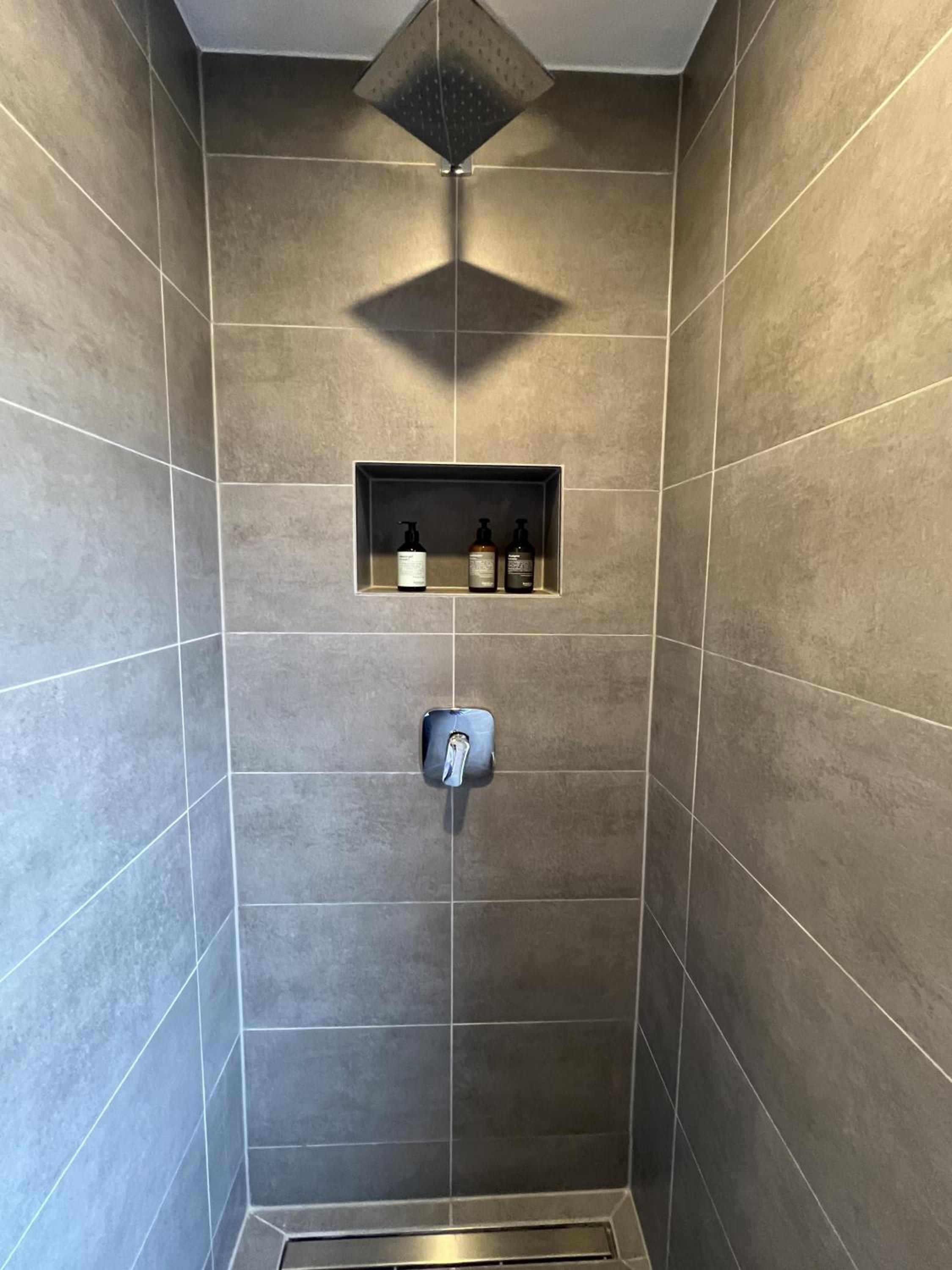 Apartment Kranich mit 3 Zimmern, top Infrastrukturlage HH Langenhorn, nähe Airport, Boxspringbetten und Arbeitsplätzen mit Glasfaser WLAN