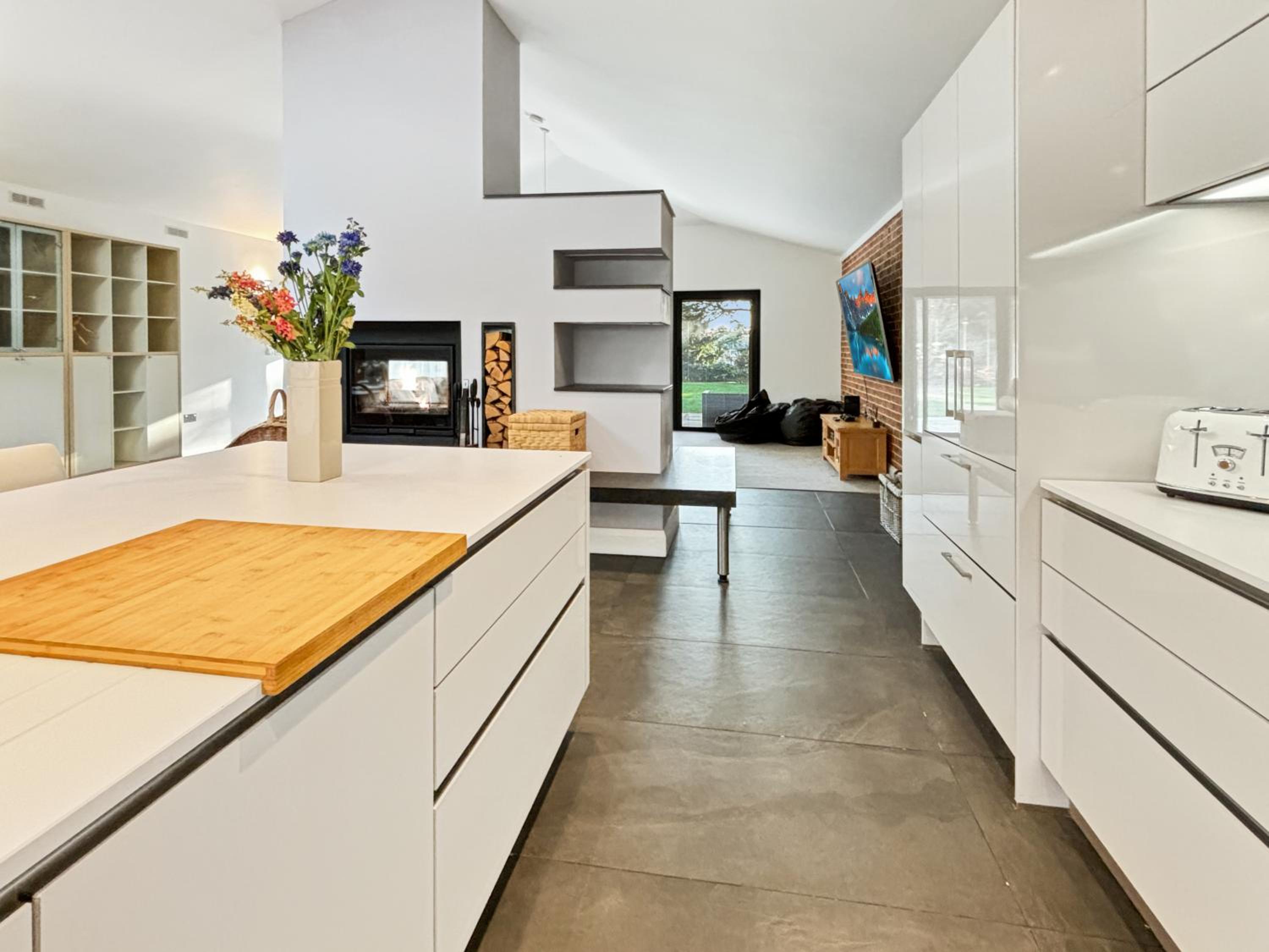 Potter House - Sleeps 8 - Keyworth, photo 16