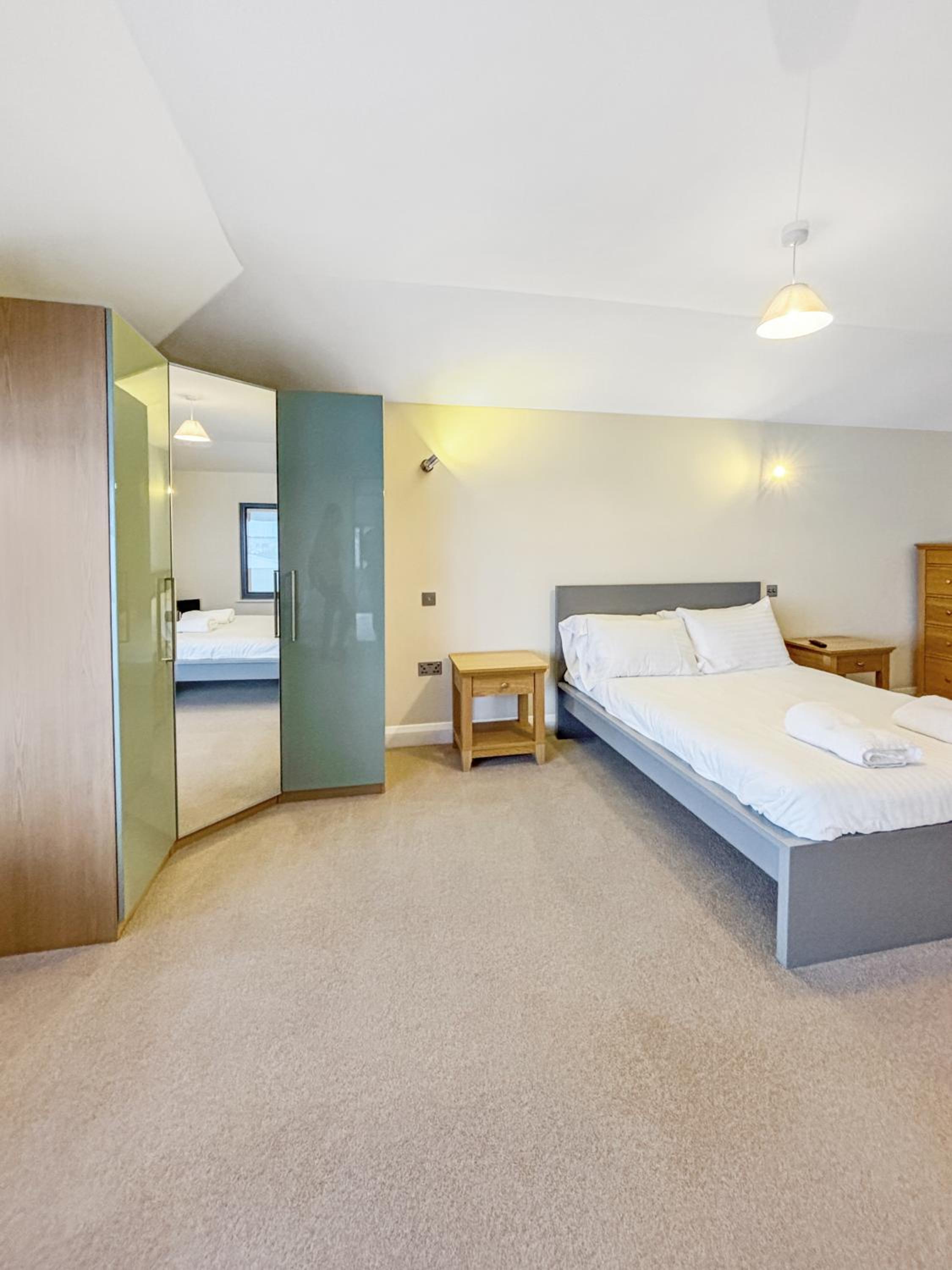 Potter House - Sleeps 8 - Keyworth, photo 11
