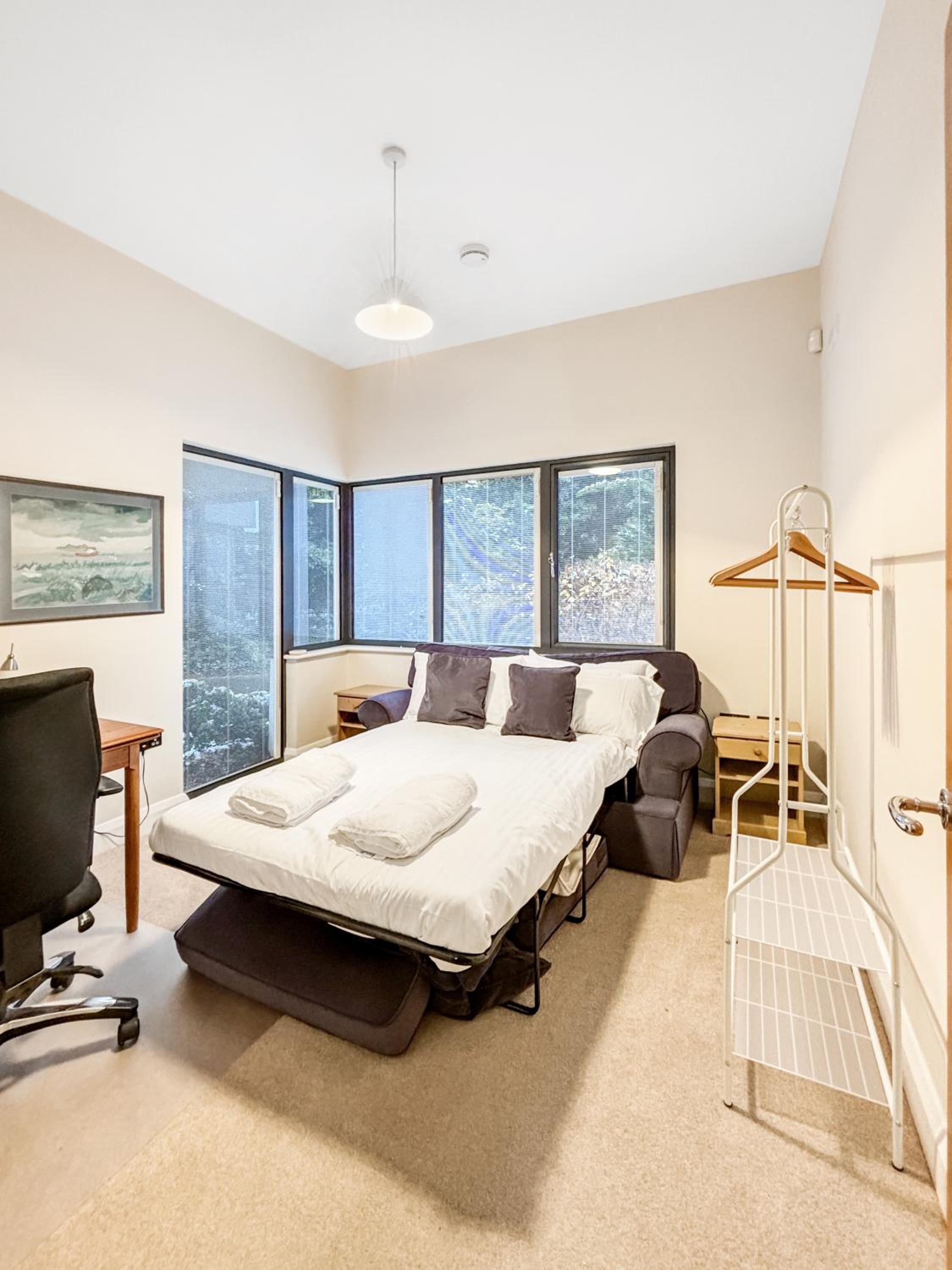 Potter House - Sleeps 8 - Keyworth, photo 5
