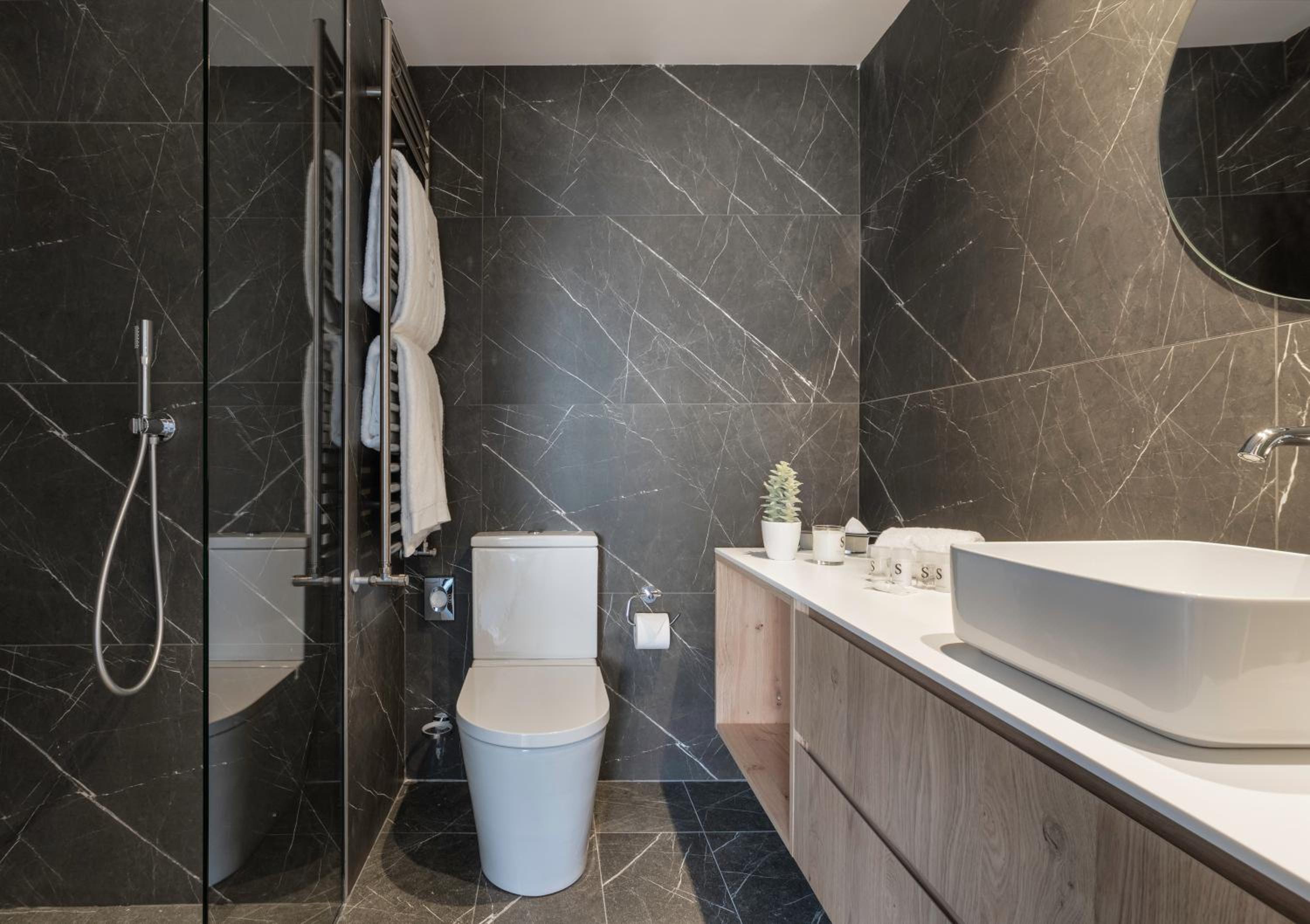 Pure Salt Residences