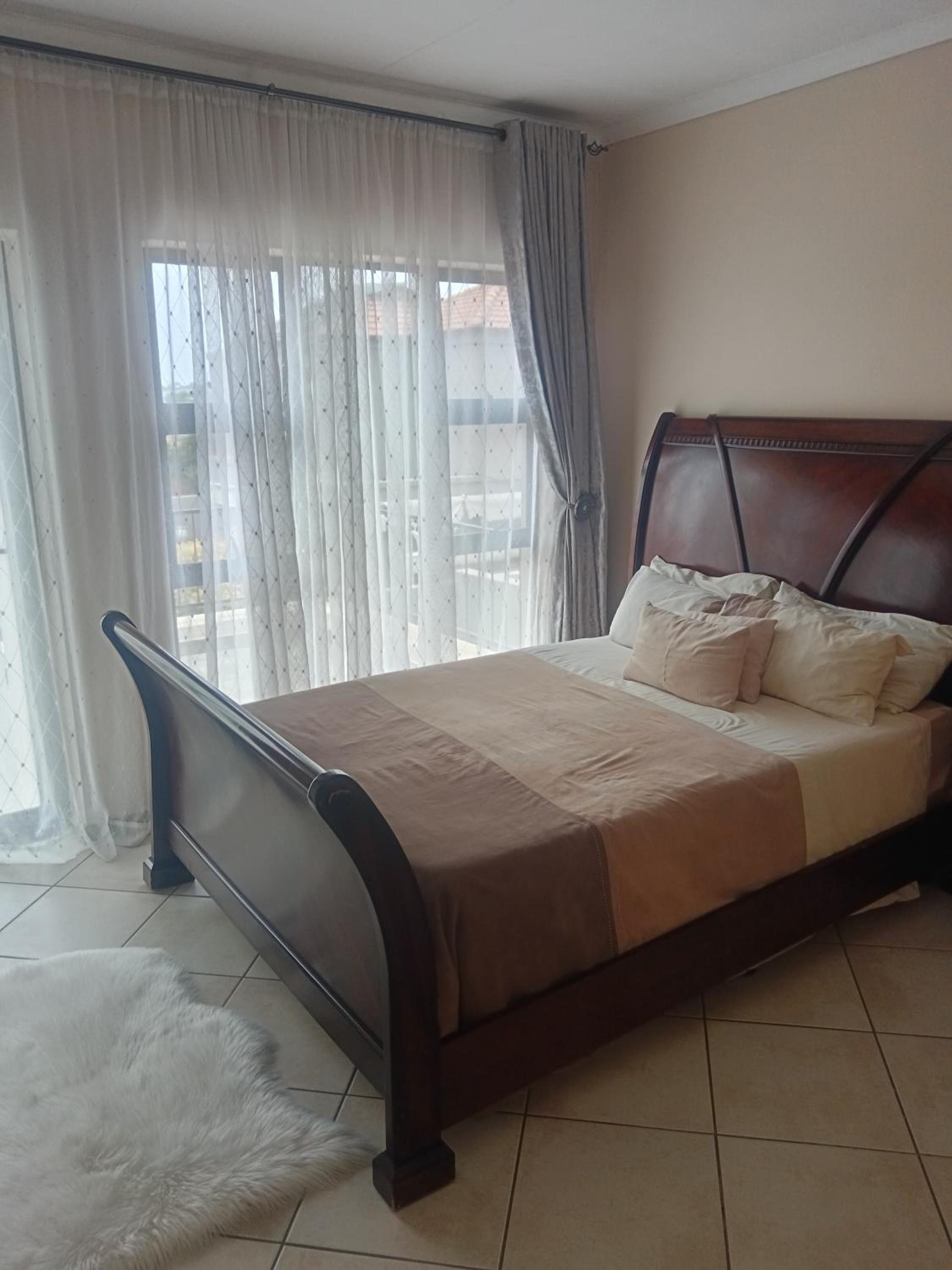 Guest Room in Ormonde