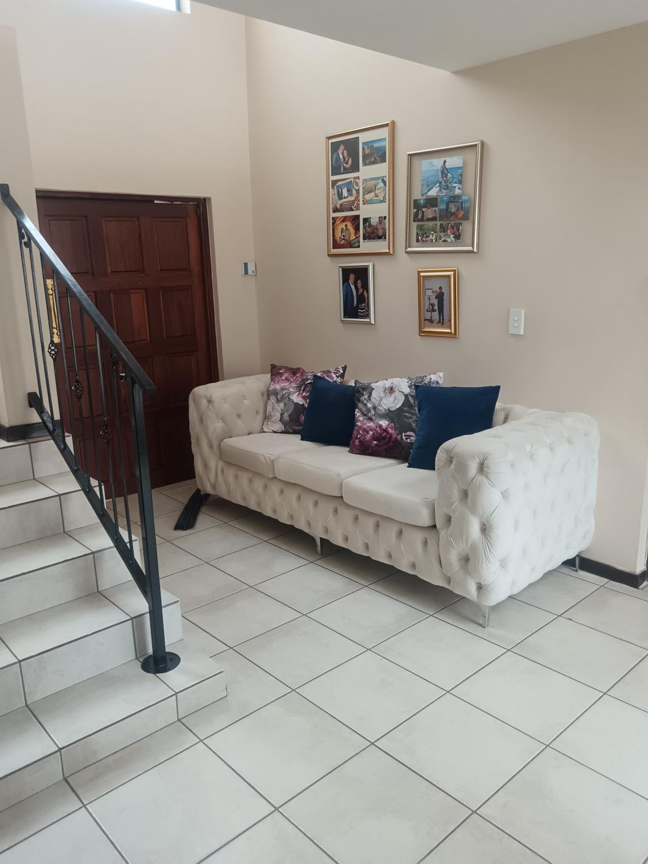 Guest Room in Ormonde