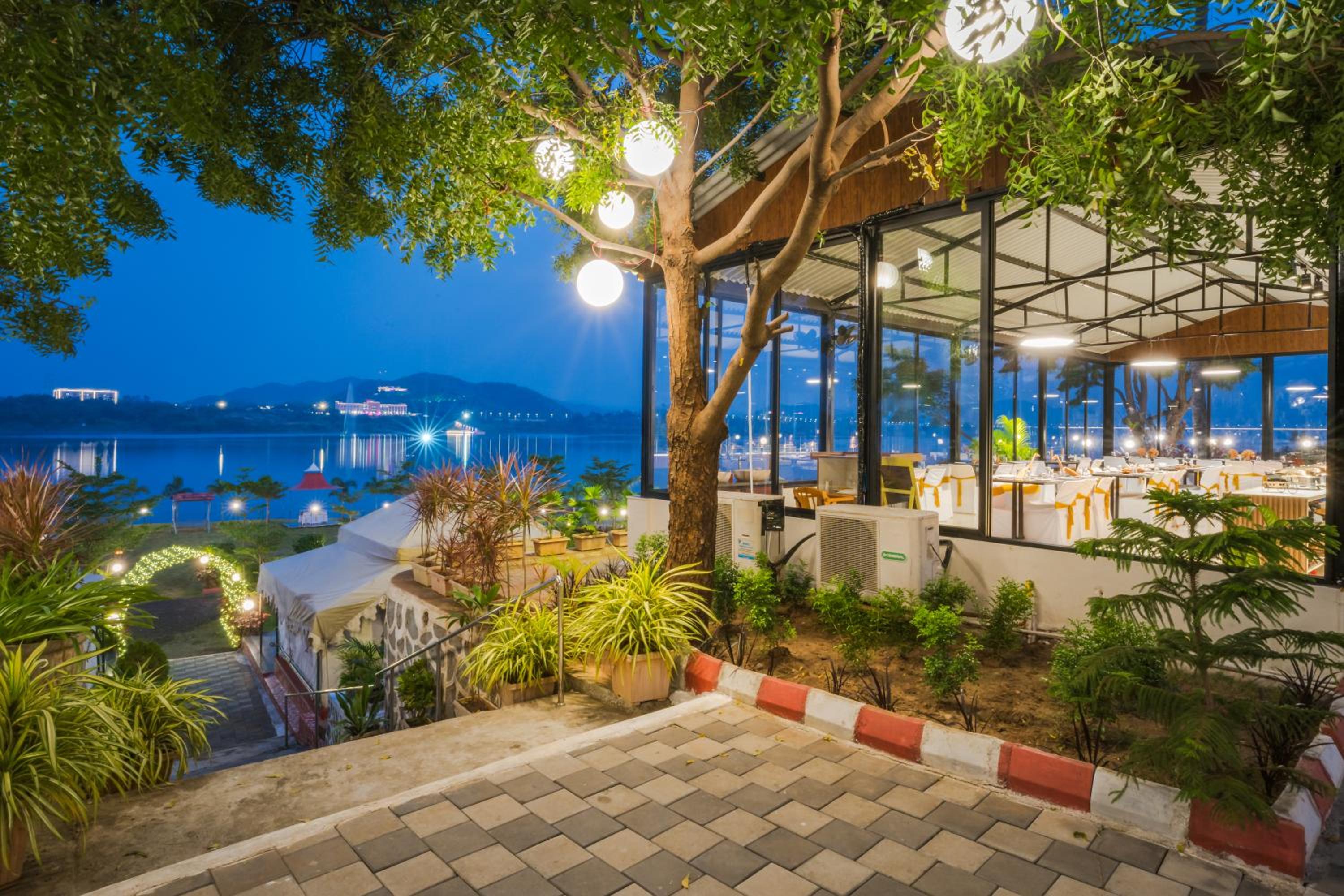 RiverView Tent Resort