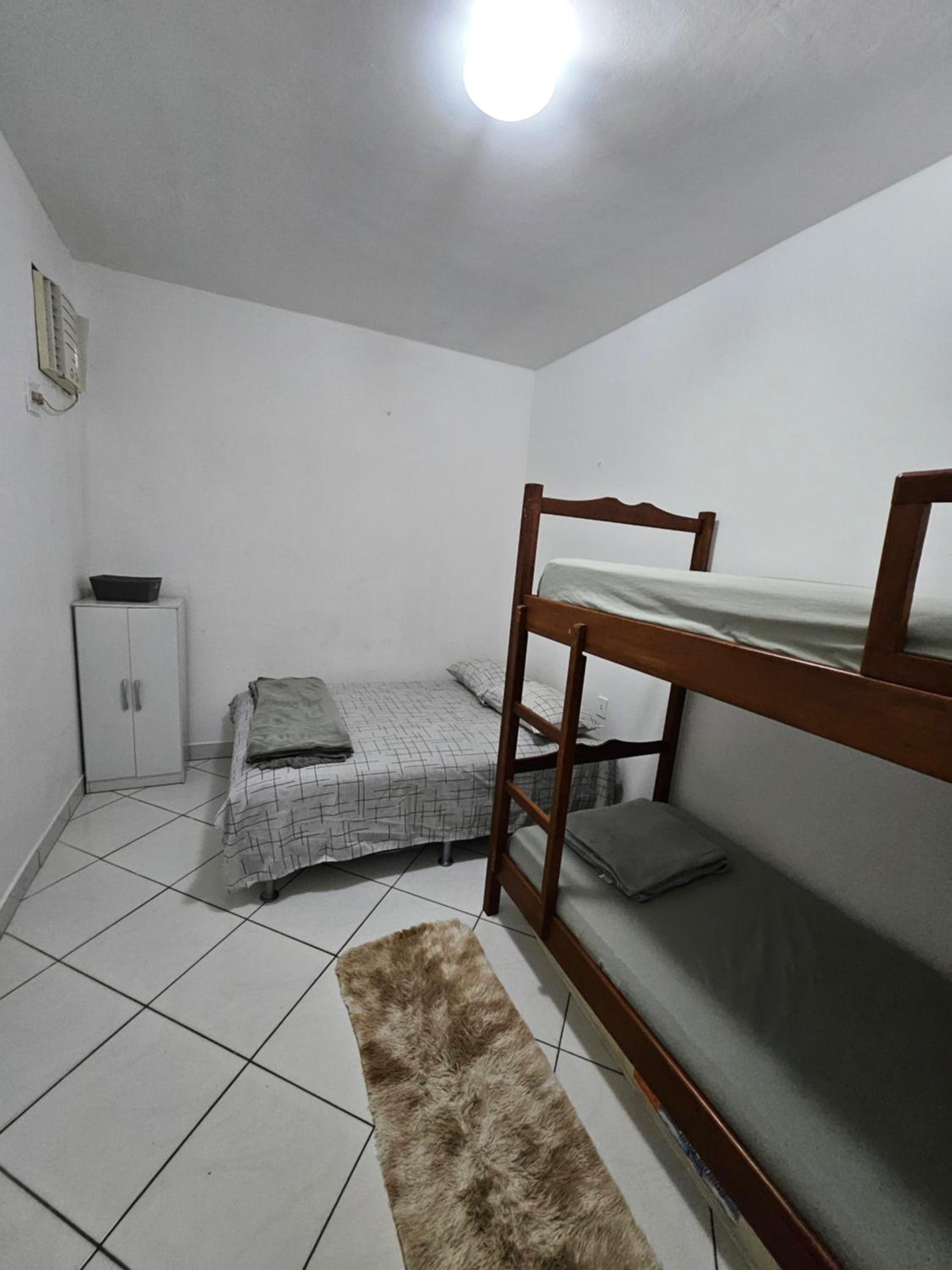 Casa ampla e bem localizada