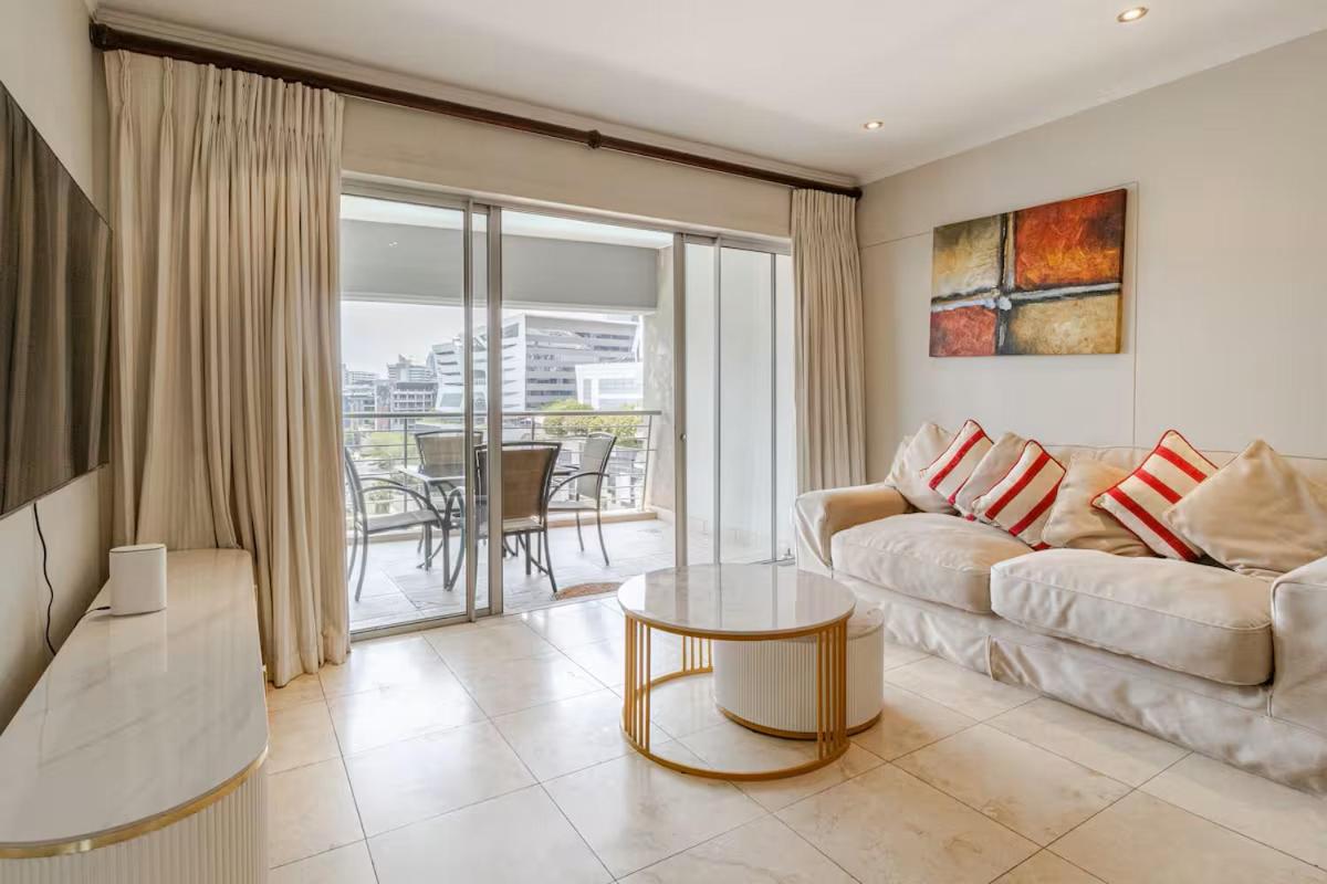 Stunning apartment in Sandton Central