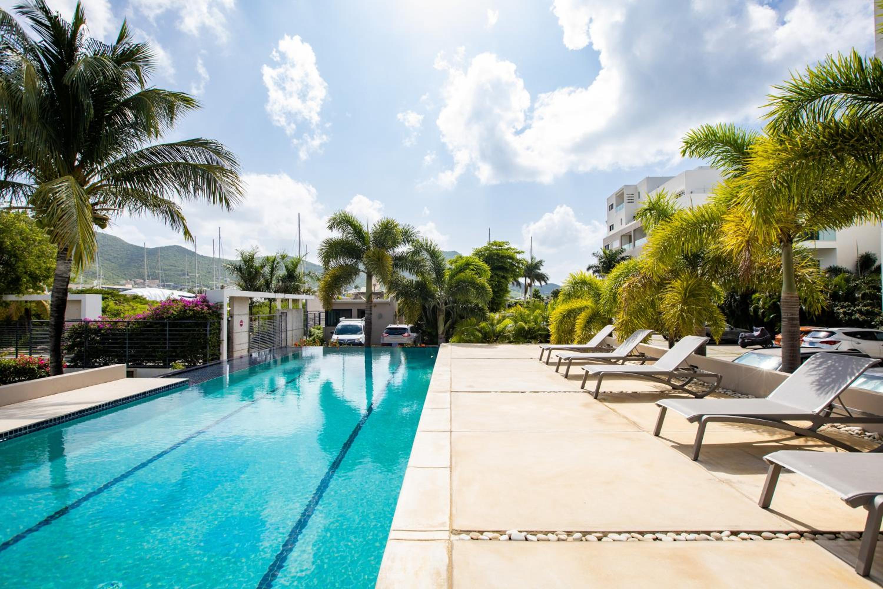 Charming Apartment in Cole Bay with Sea View - 70 m² view 2