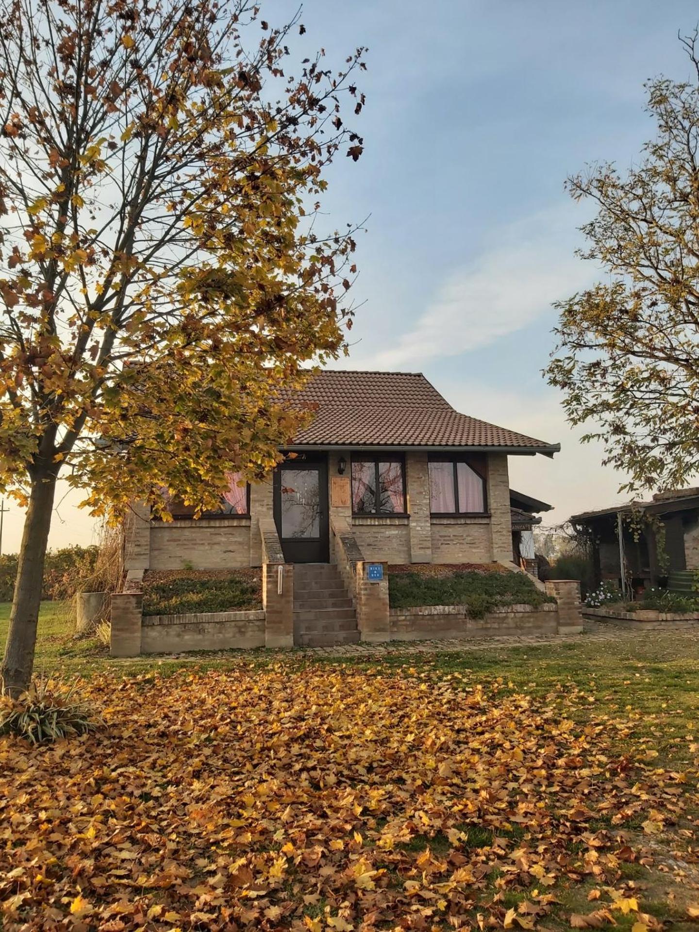 Hotel Izletište Opatovac - Image 1