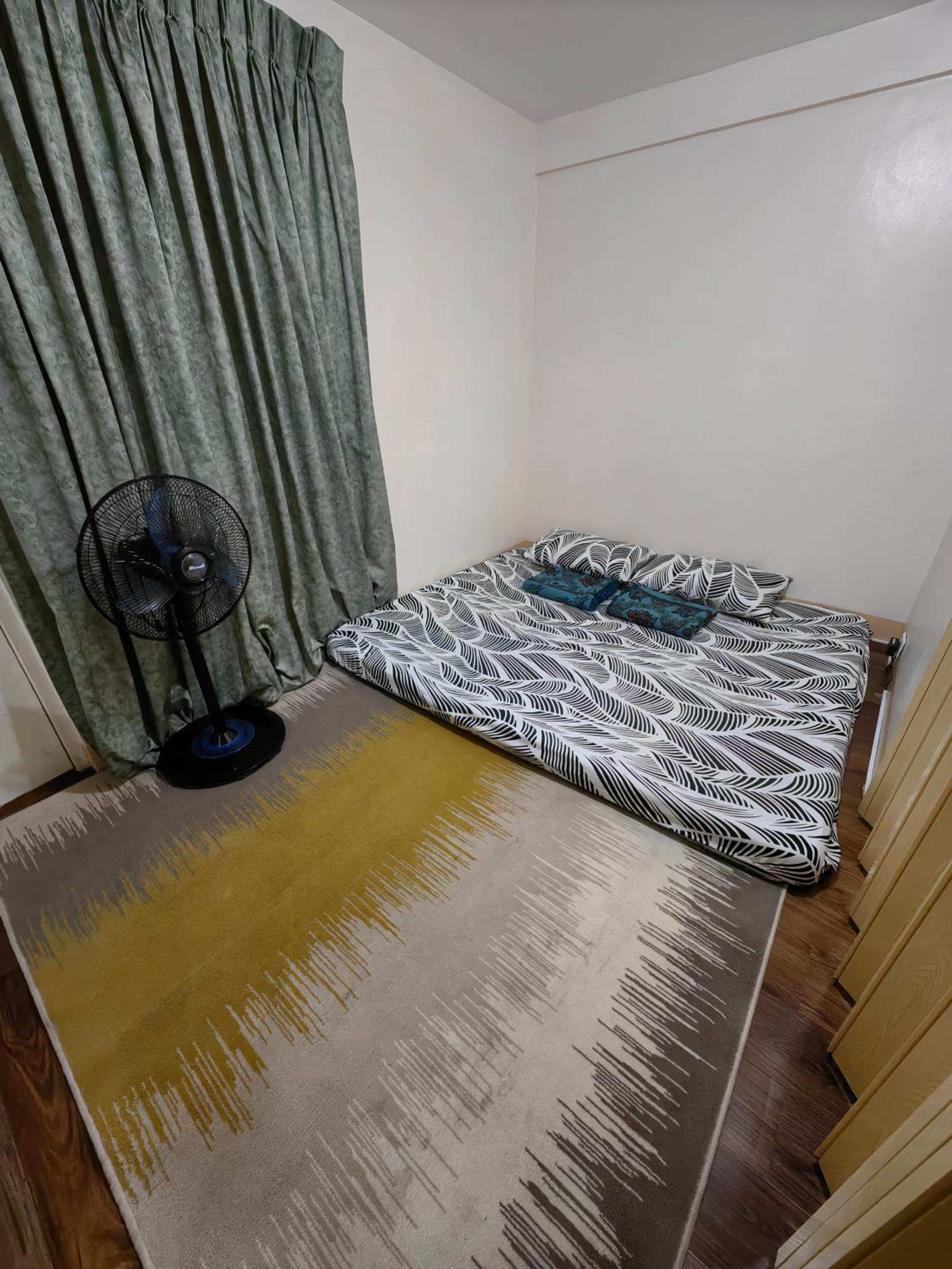 Cozy Small Resthouse own parking Wi-Fi